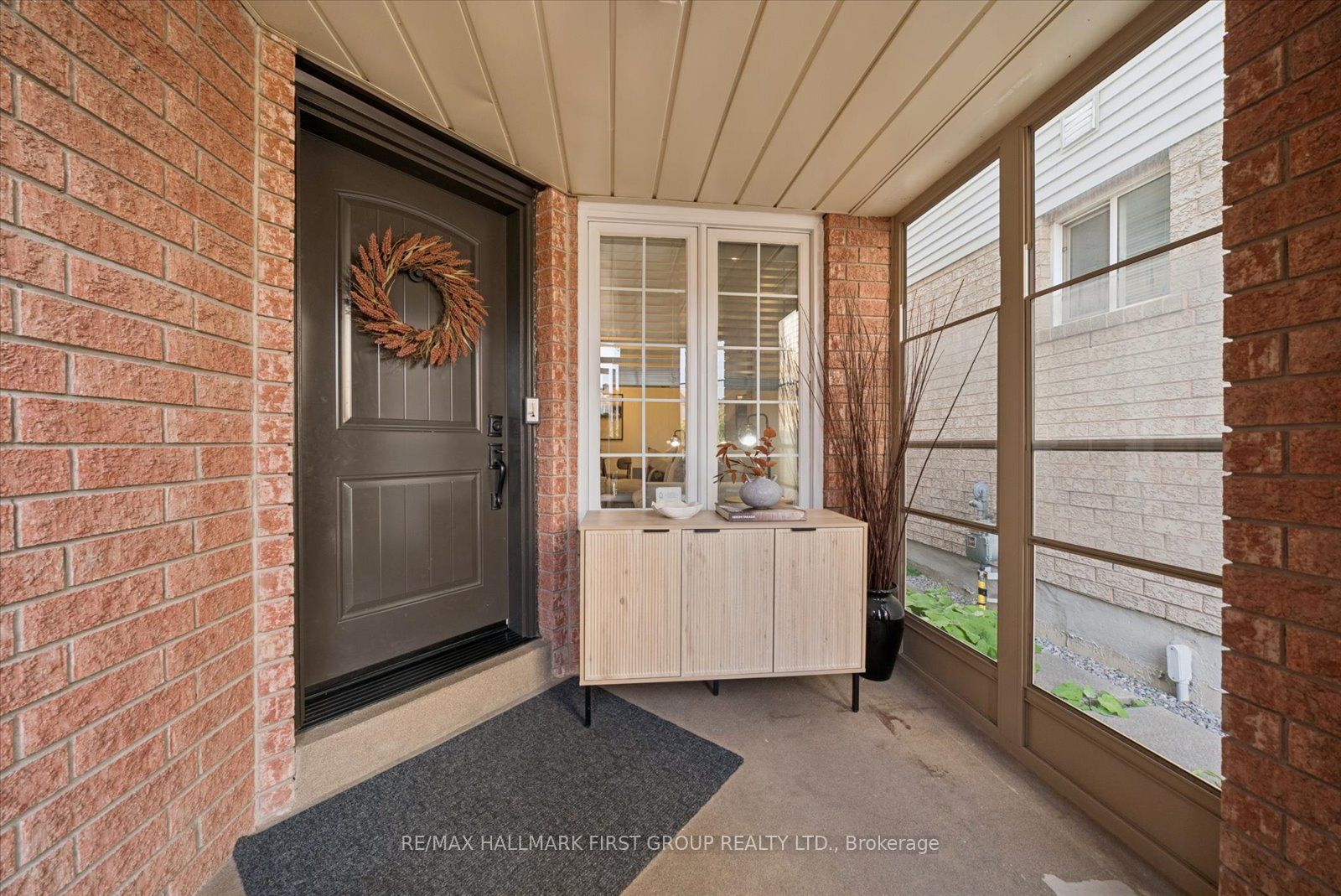 67 Epps Crescent, Ajax, ON L1Z 1G2 photo 2