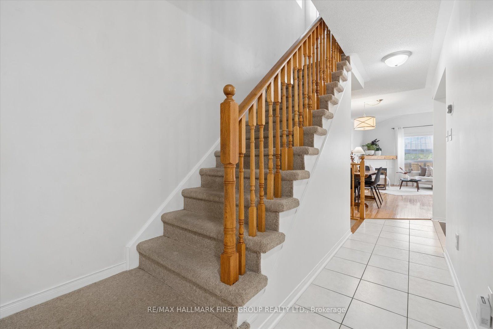 67 Epps Crescent, Ajax, ON L1Z 1G2 photo 4