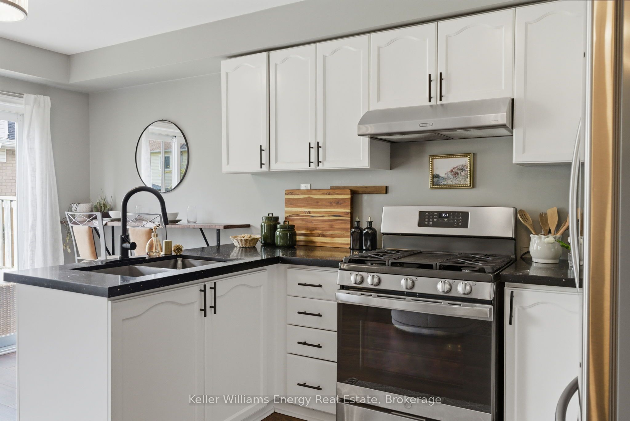 42 Cecil Found Crescent, Clarington, ON L1E 2W1 photo 5