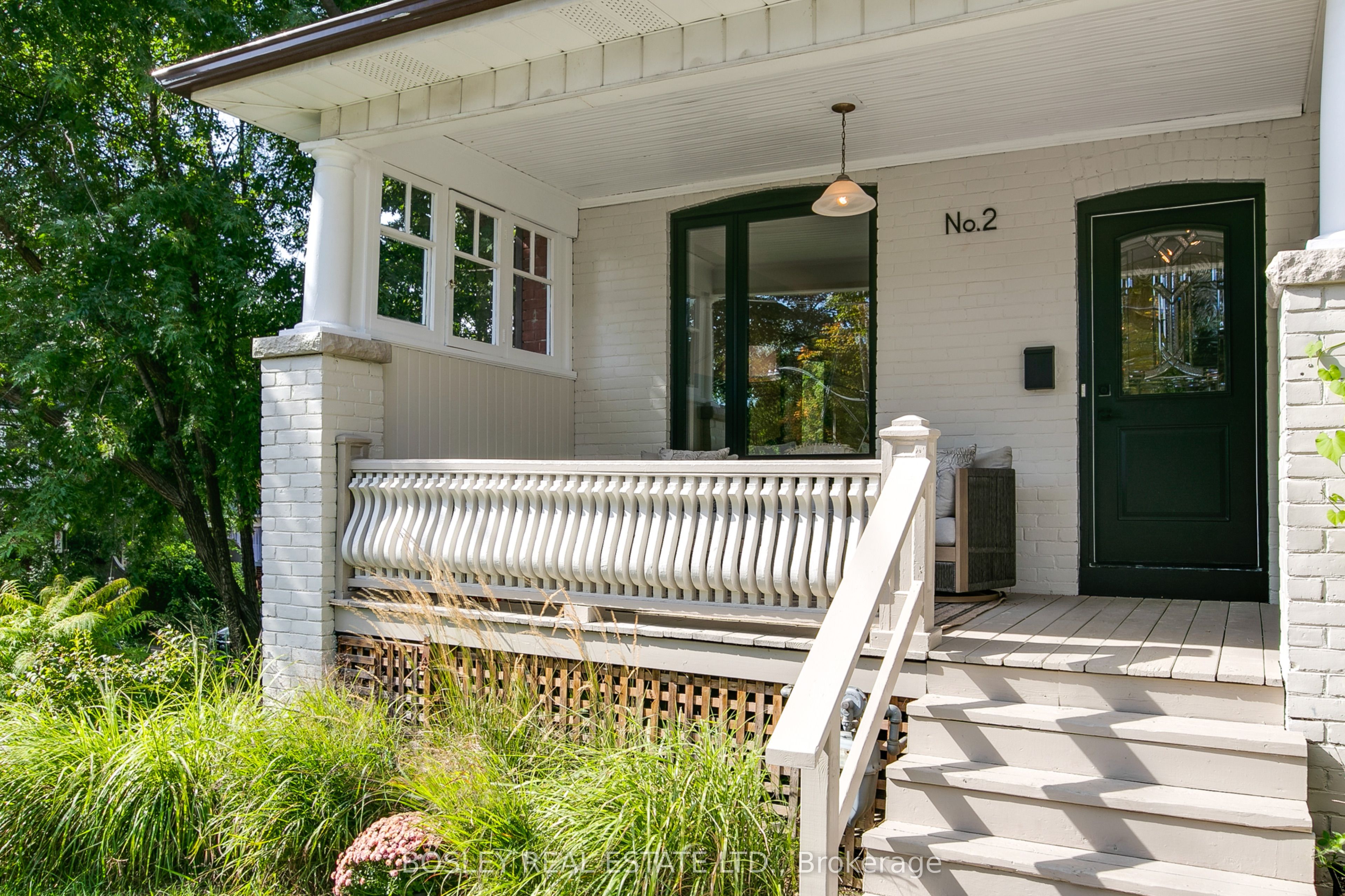 2 Sandford Avenue, Toronto, ON M4L 2E7 photo 2