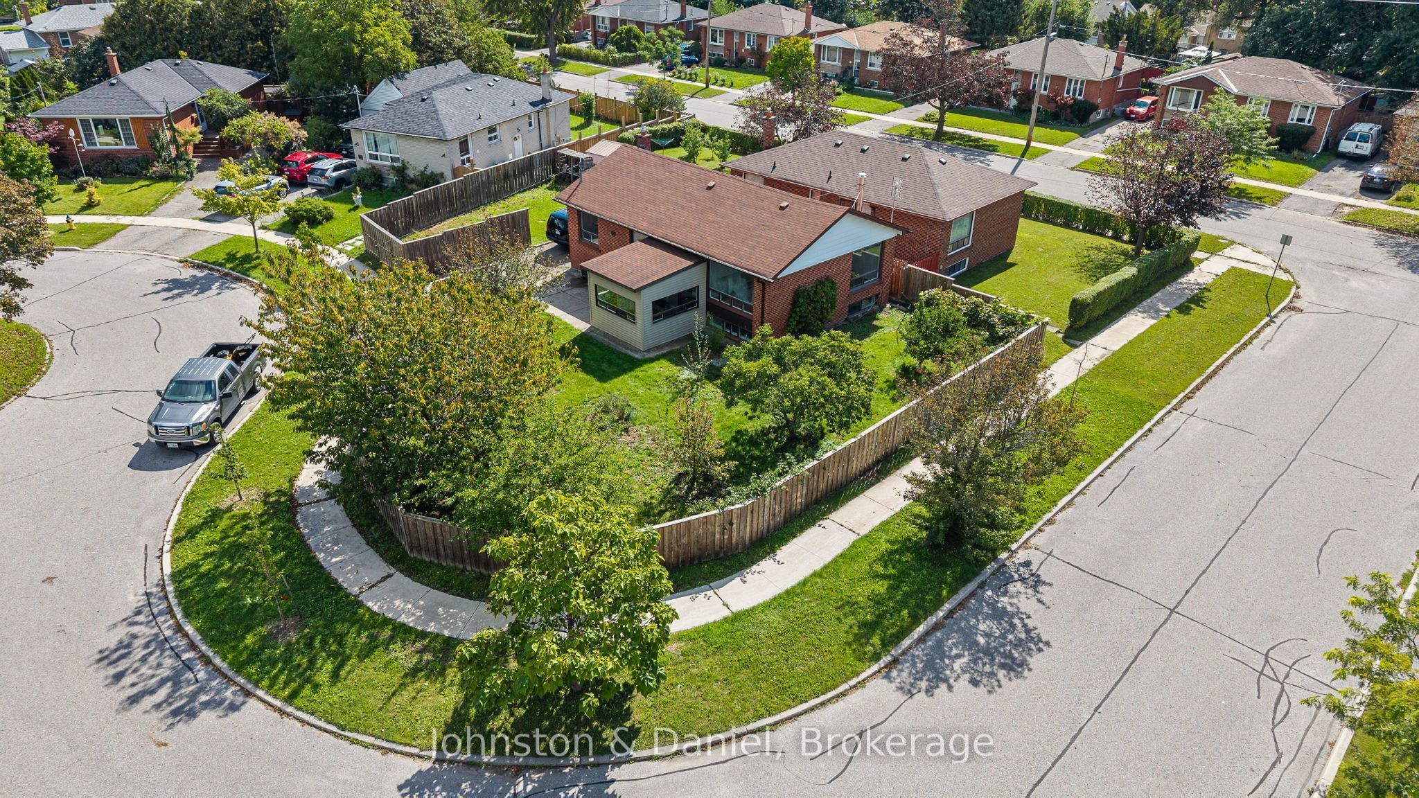 30 Marawa Court, Toronto, ON M1G 3A9