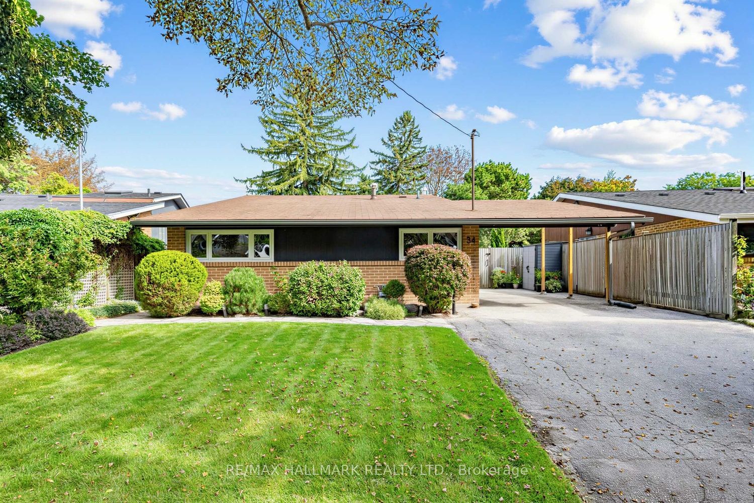 34 Dorcot Avenue, Toronto, ON M1P 3K2