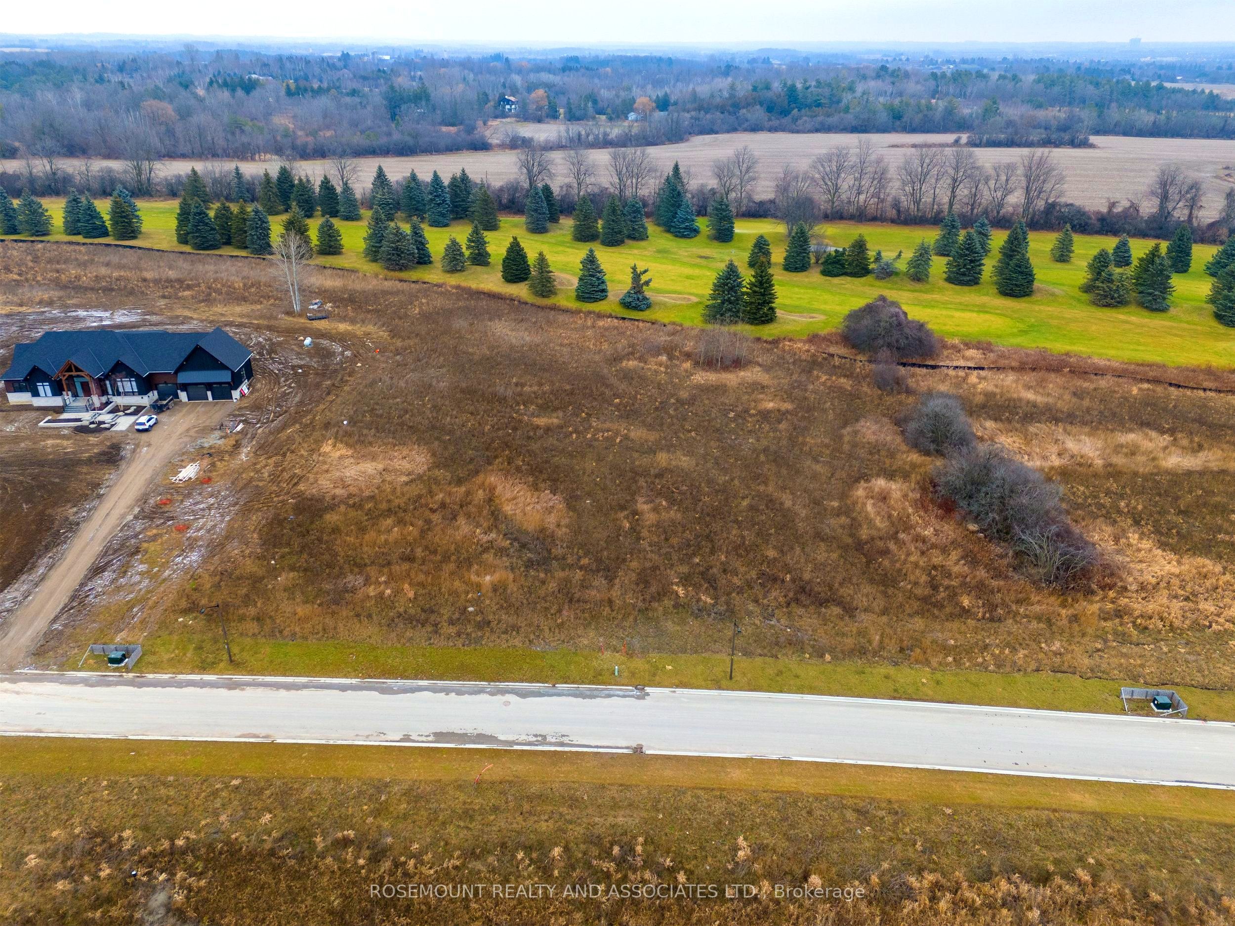 33 Franklin Crescent, Whitby, ON L0B 1A0 photo 2