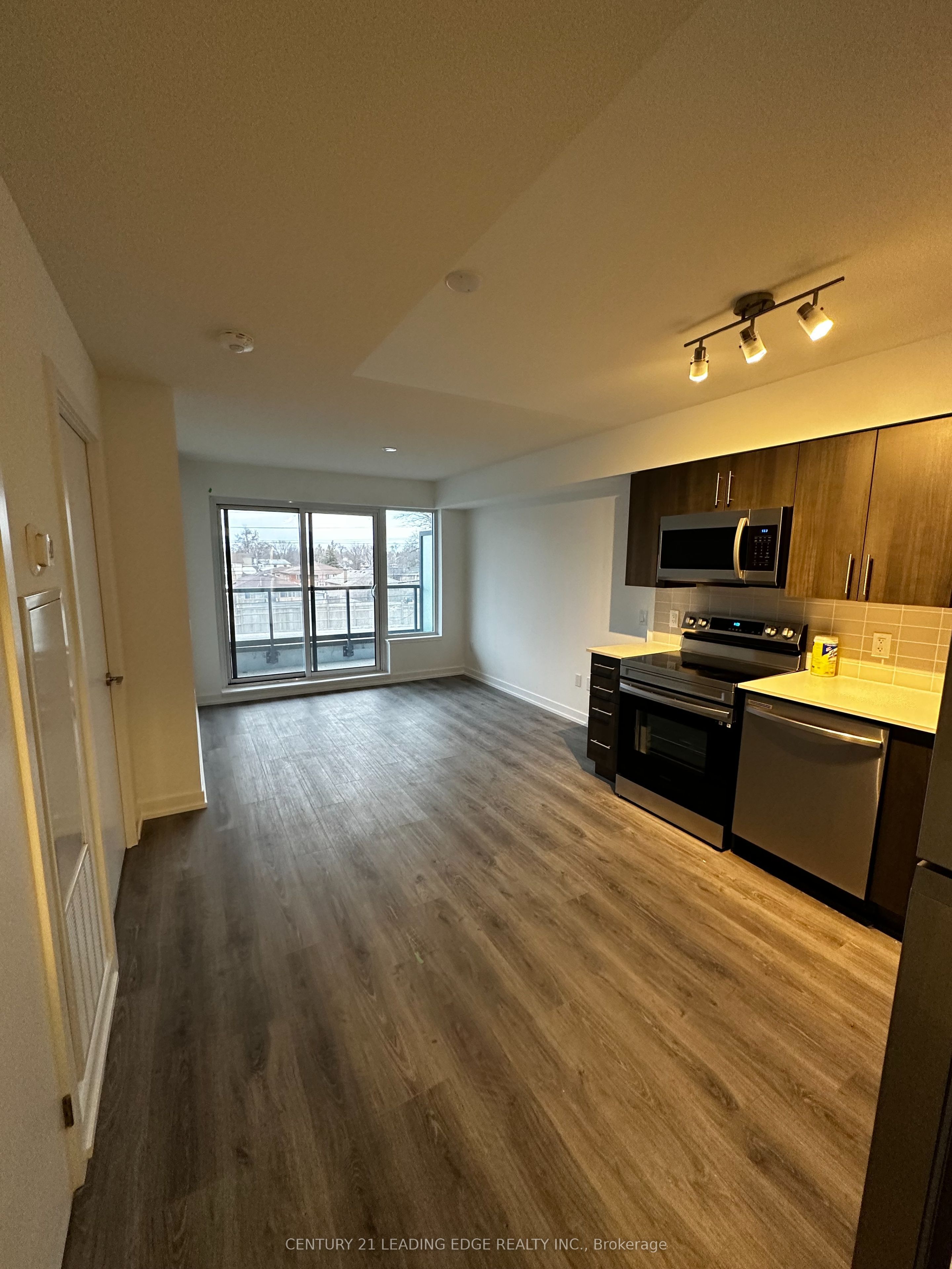 1480 Bayly Street S 214, Pickering, ON L1W 0C2 photo 5