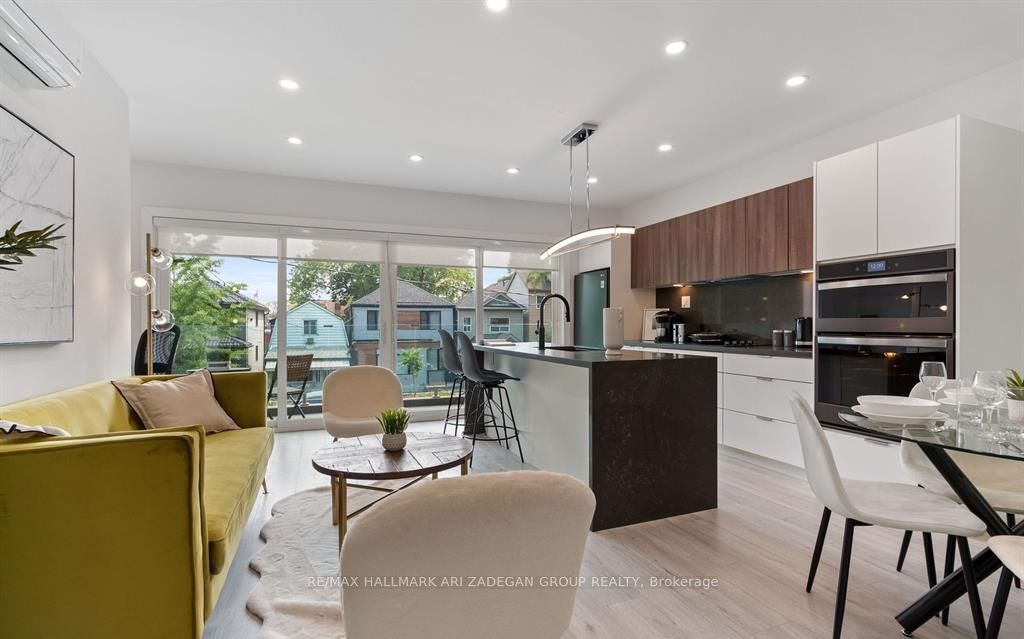 16 Minto Street 2, Toronto, ON M4L 1B6 photo 5