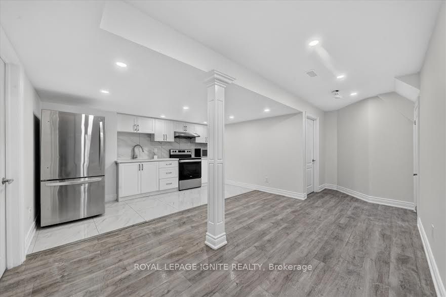 67 Henry Smith Avenue BSMT, Clarington, ON L1C 0W1 photo 3