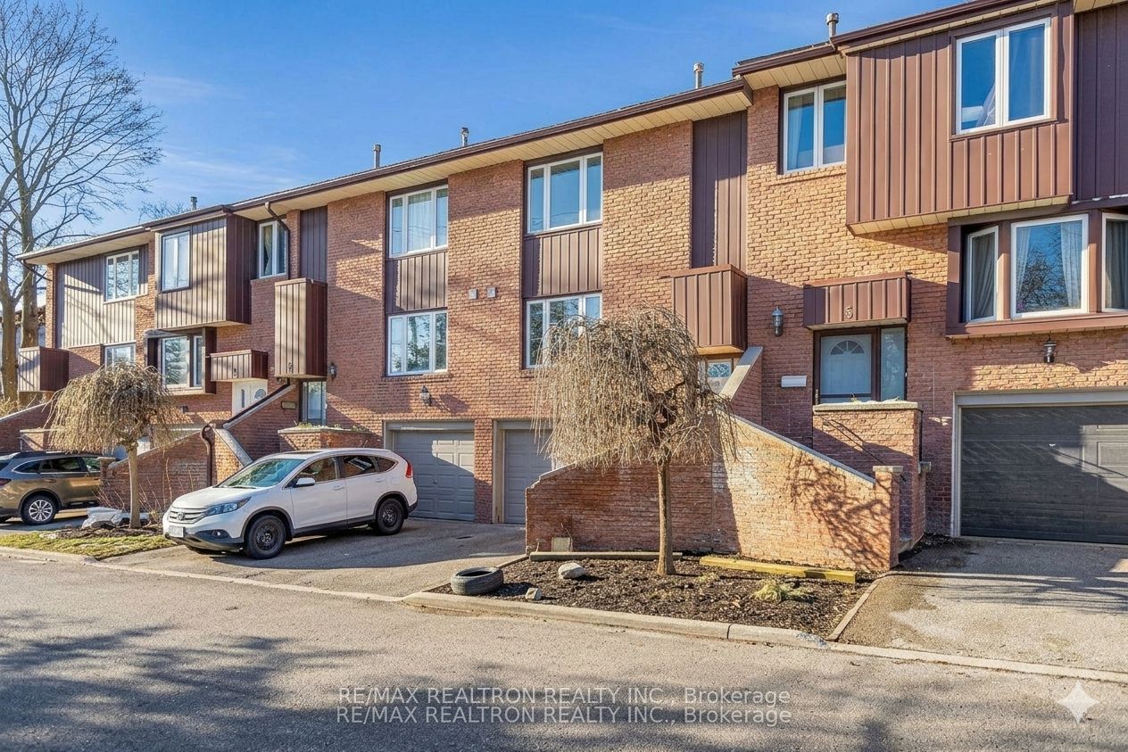 2606 Midland Avenue 3-Upper Level, Toronto, ON M1S 1R5 photo 2