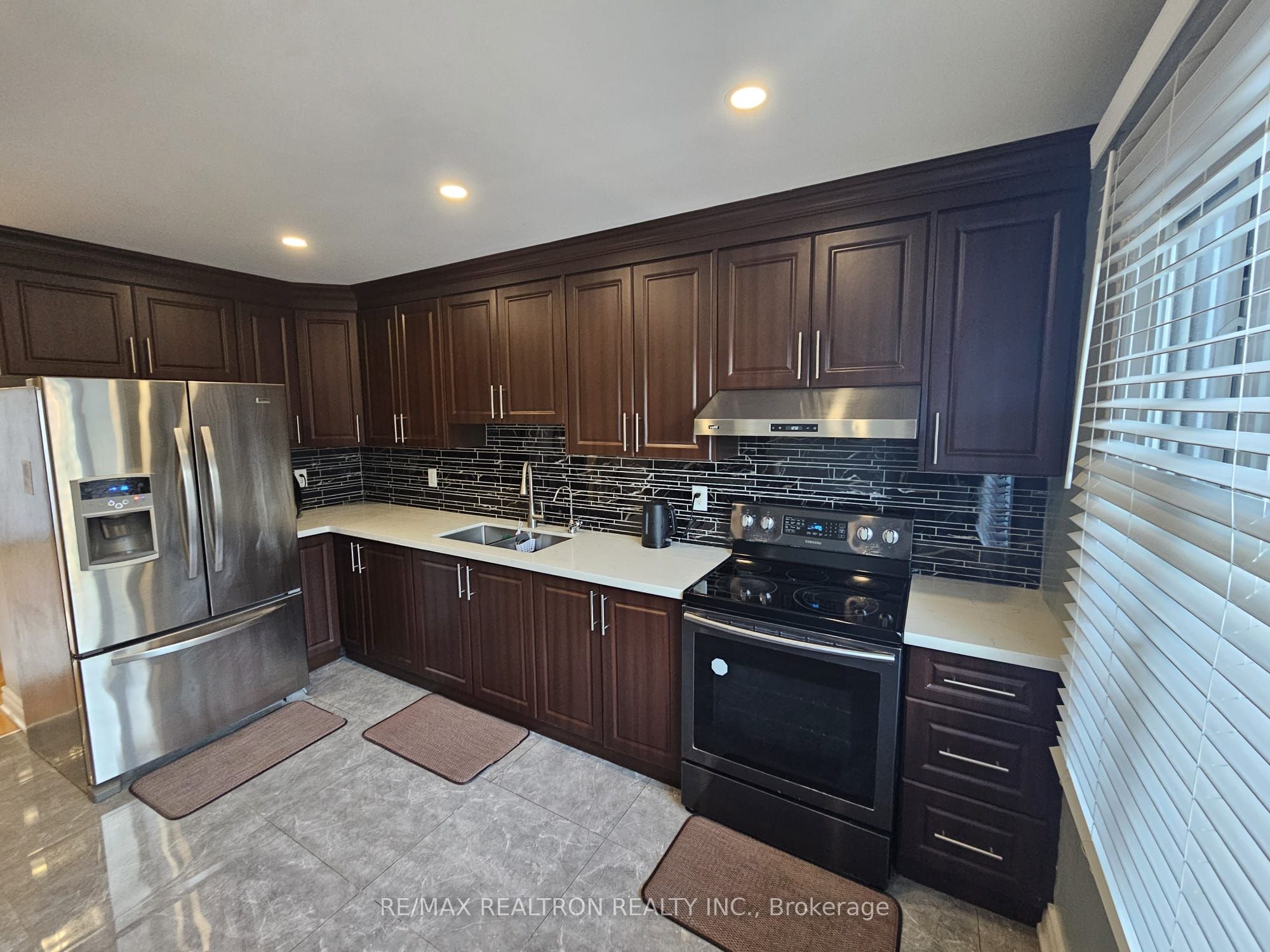2606 Midland Avenue 3-Upper Level, Toronto, ON M1S 1R5 photo 3