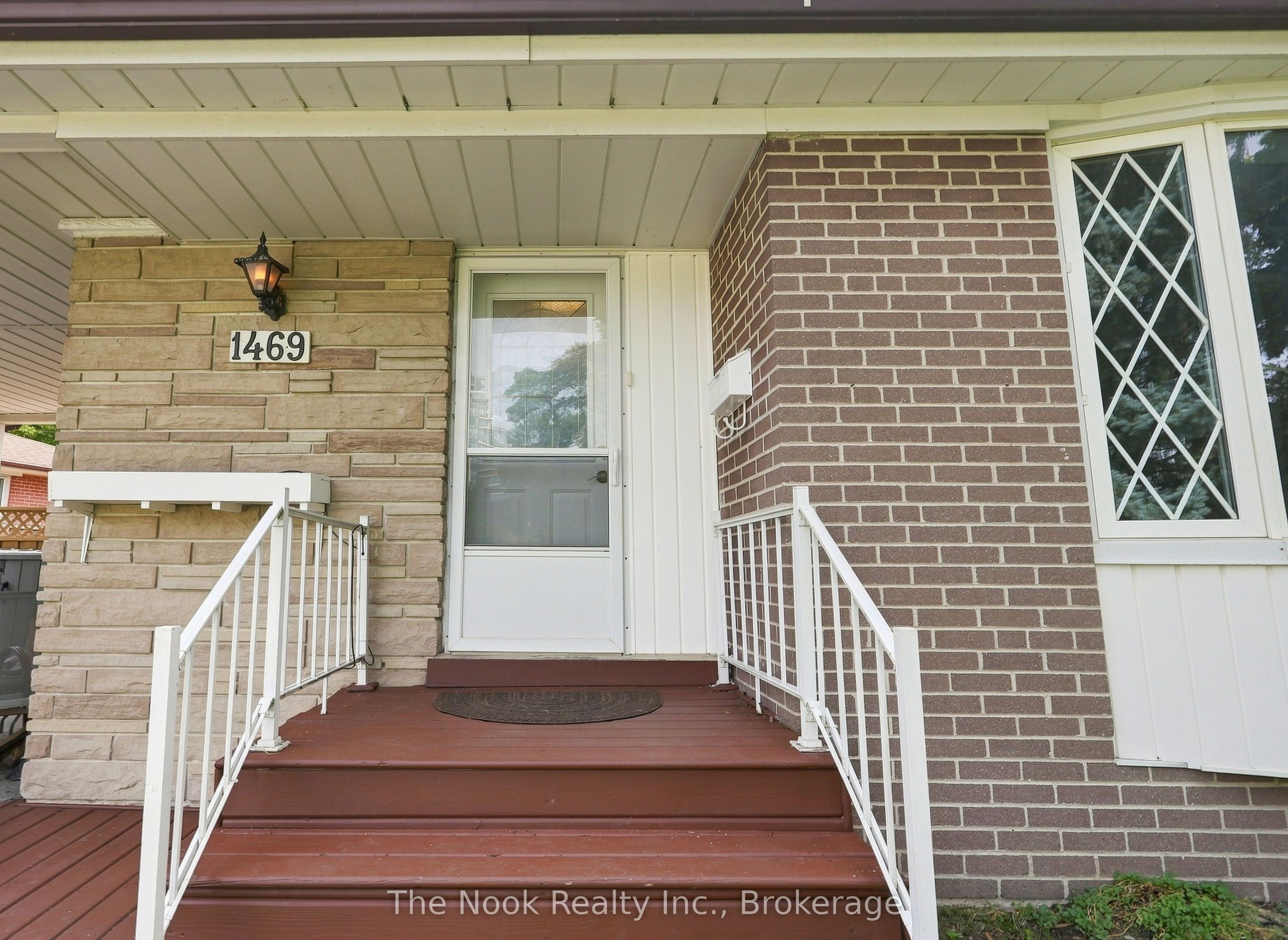 1469 Drava Street Main Floor, Pickering, ON L1W 1K2 photo 3