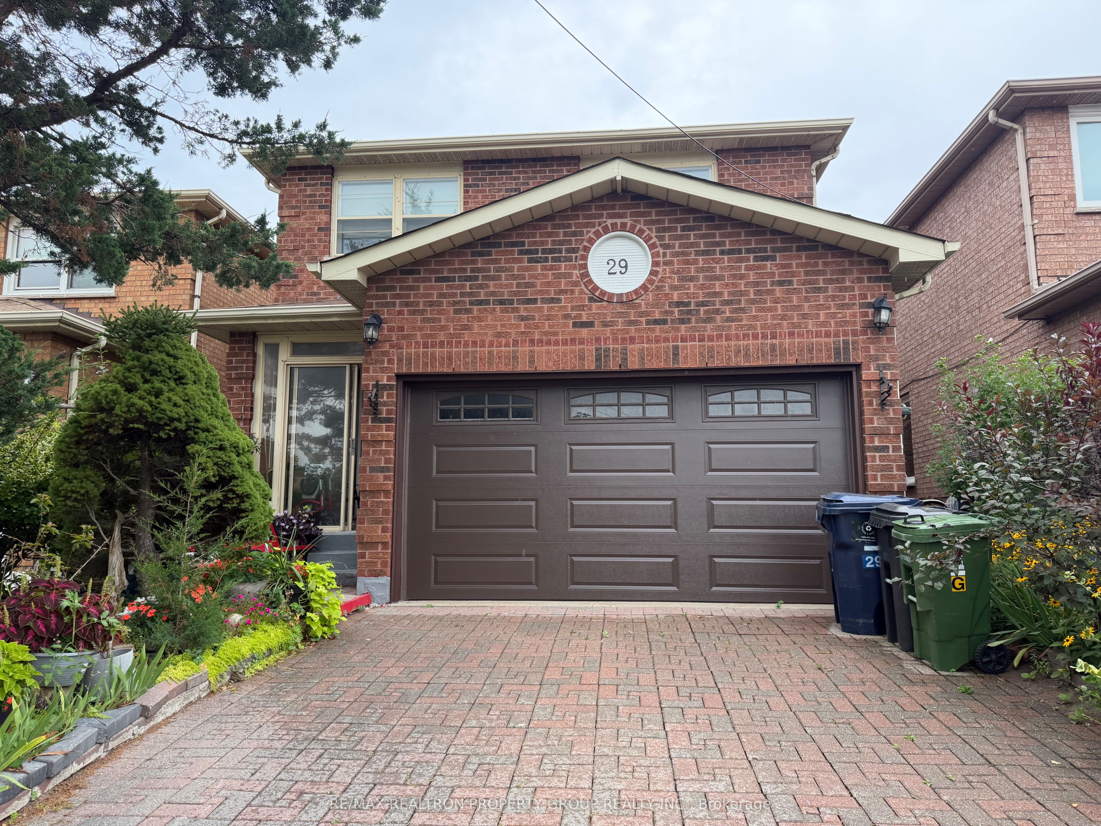 29 David Drive, Toronto, ON M1E 5E5 photo 2