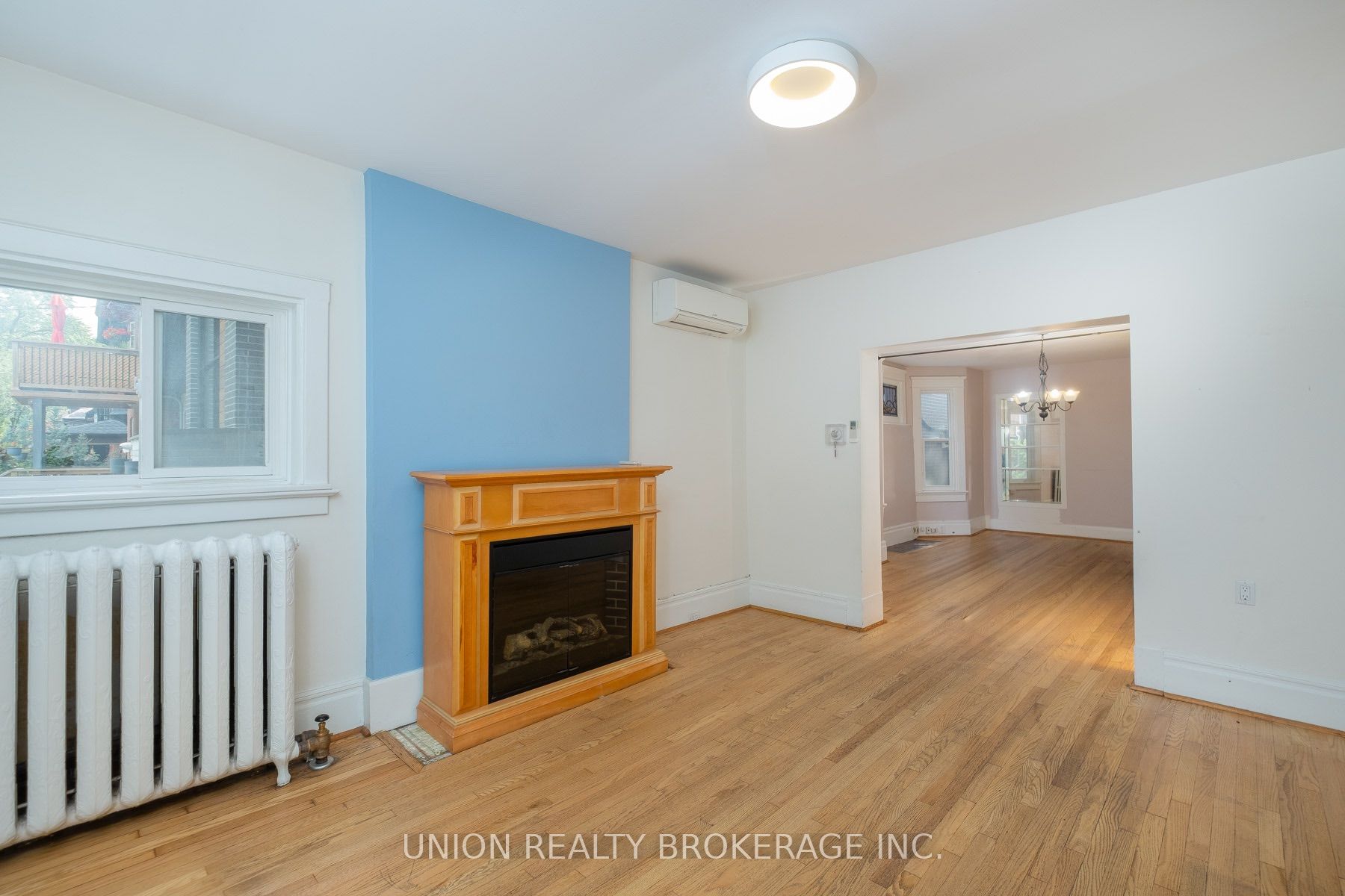 9 Simpson Avenue, Toronto, ON M4K 1A1 photo 4