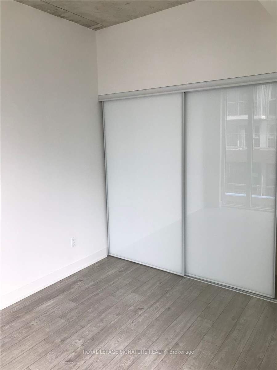 15 Baseball Place 725, Toronto, ON M4M 0E6 photo 3