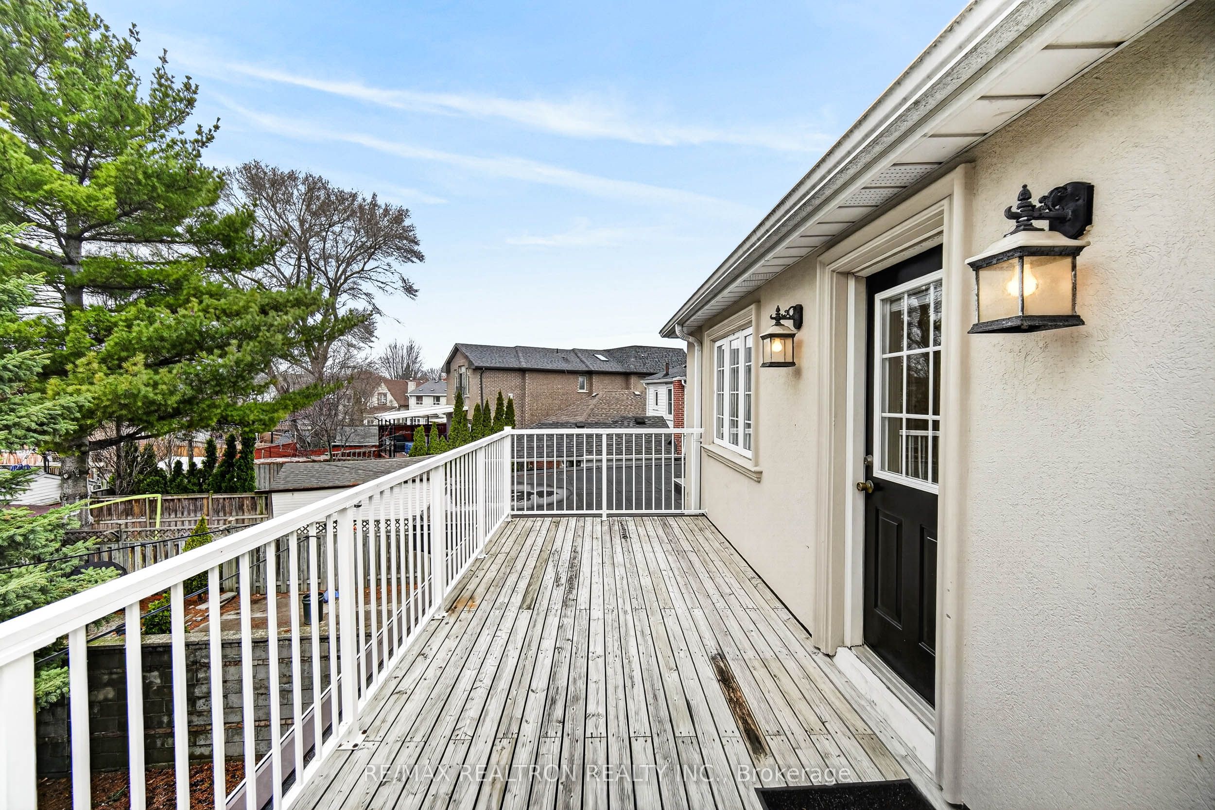 454 Donlands Avenue A3, Toronto, ON M4J 3S5