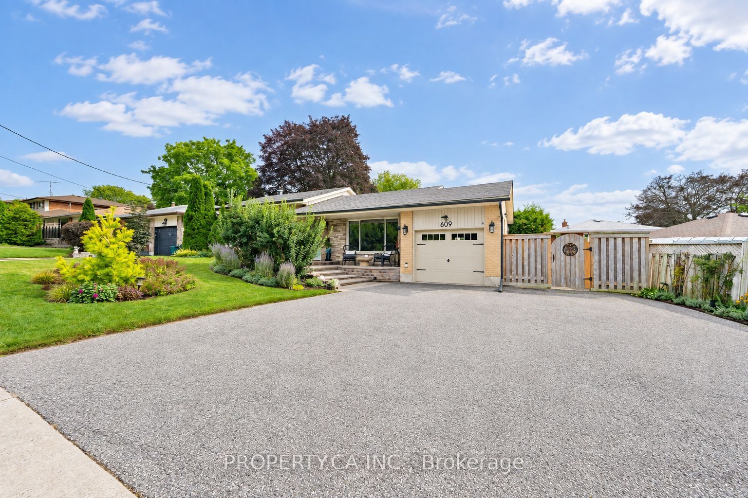 609 Annapolis Avenue, Oshawa, ON L1J 2Y9 photo 2