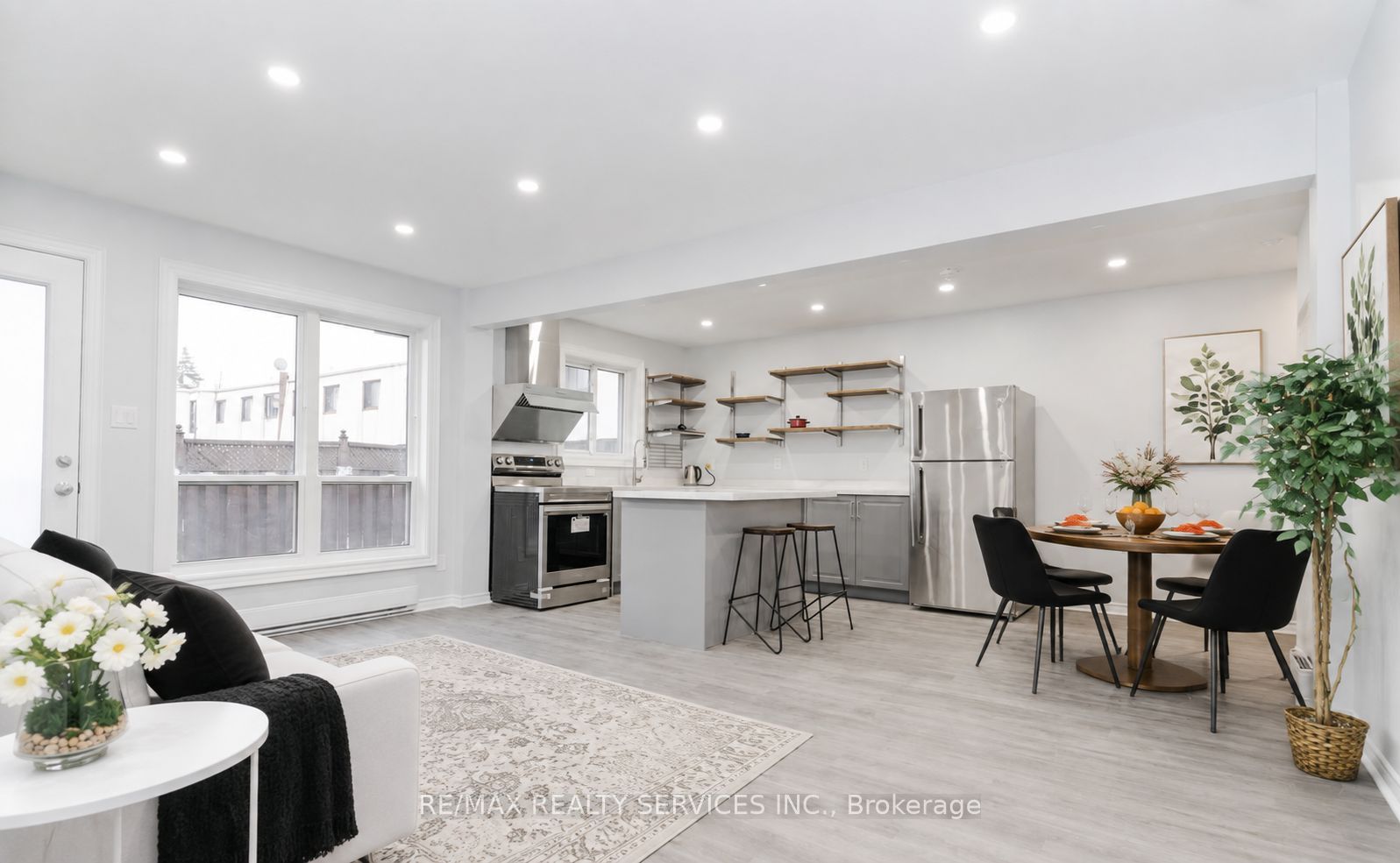 1100 Oxford Street 137, Oshawa, ON L1J 6G4 photo 3