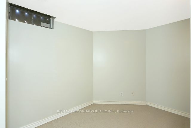 1 Muirbank Boulevard B2, Toronto, ON M1C 4R8 photo 3