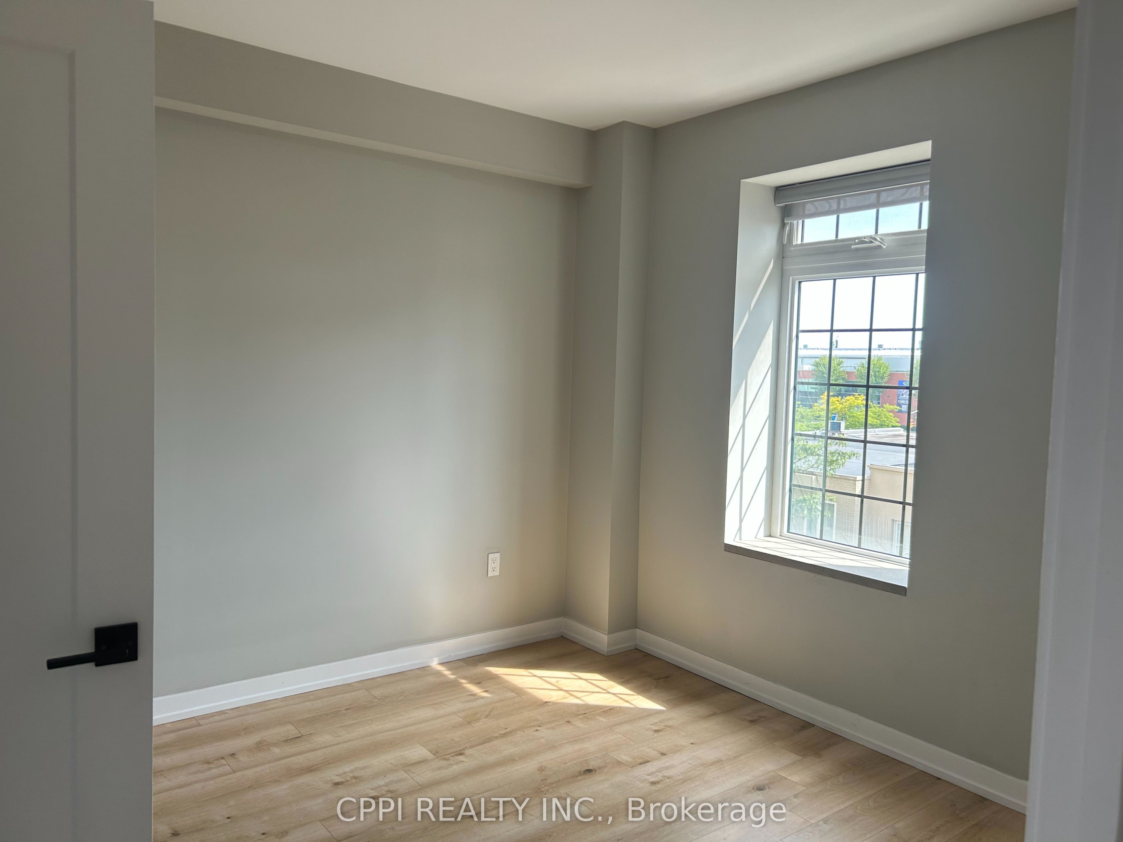 70 King Street E 301, Oshawa, ON L1H 0A2 photo 5