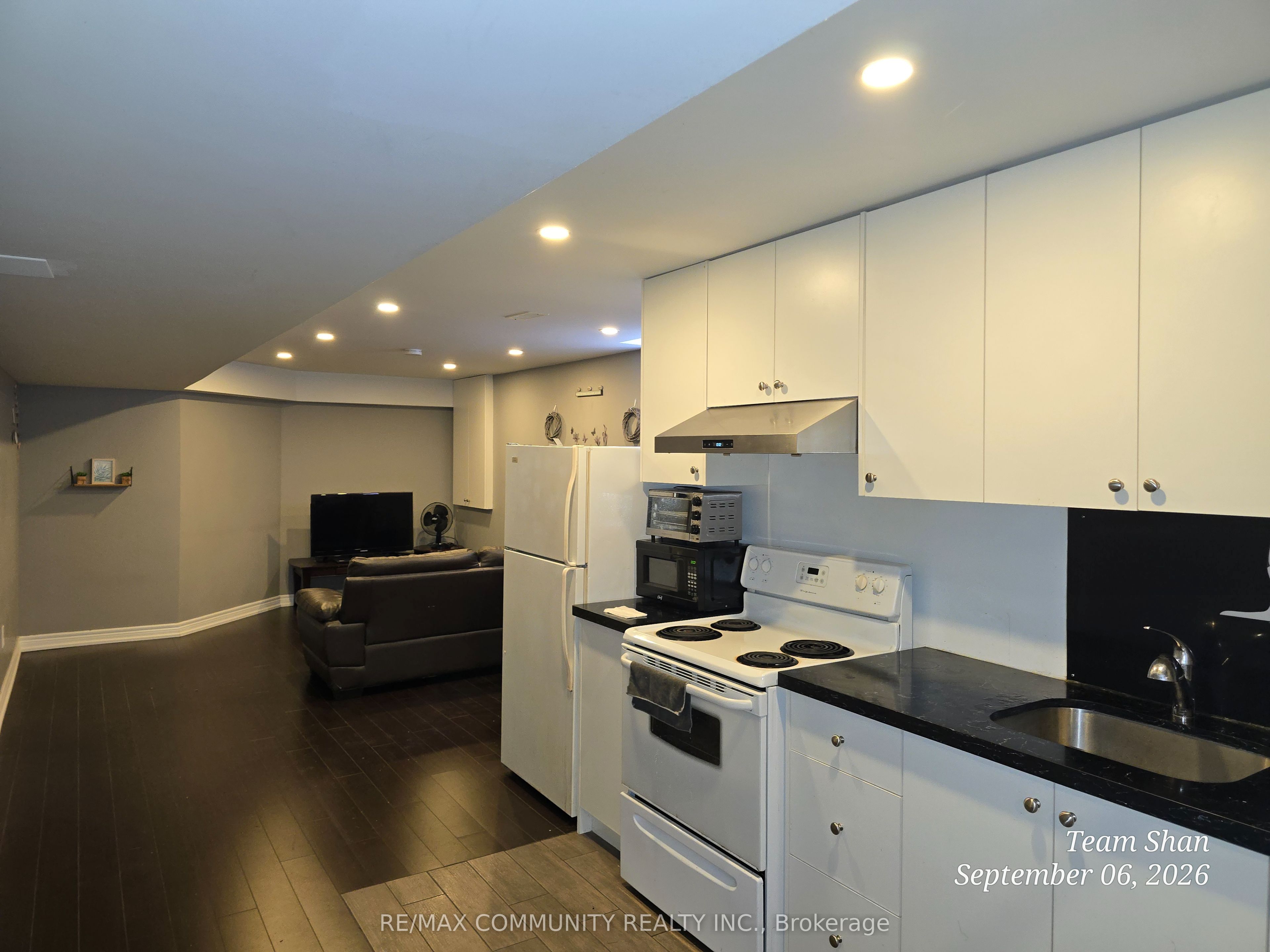 18 Bobcat Terrace, Toronto, ON M1B 6G6 photo 3