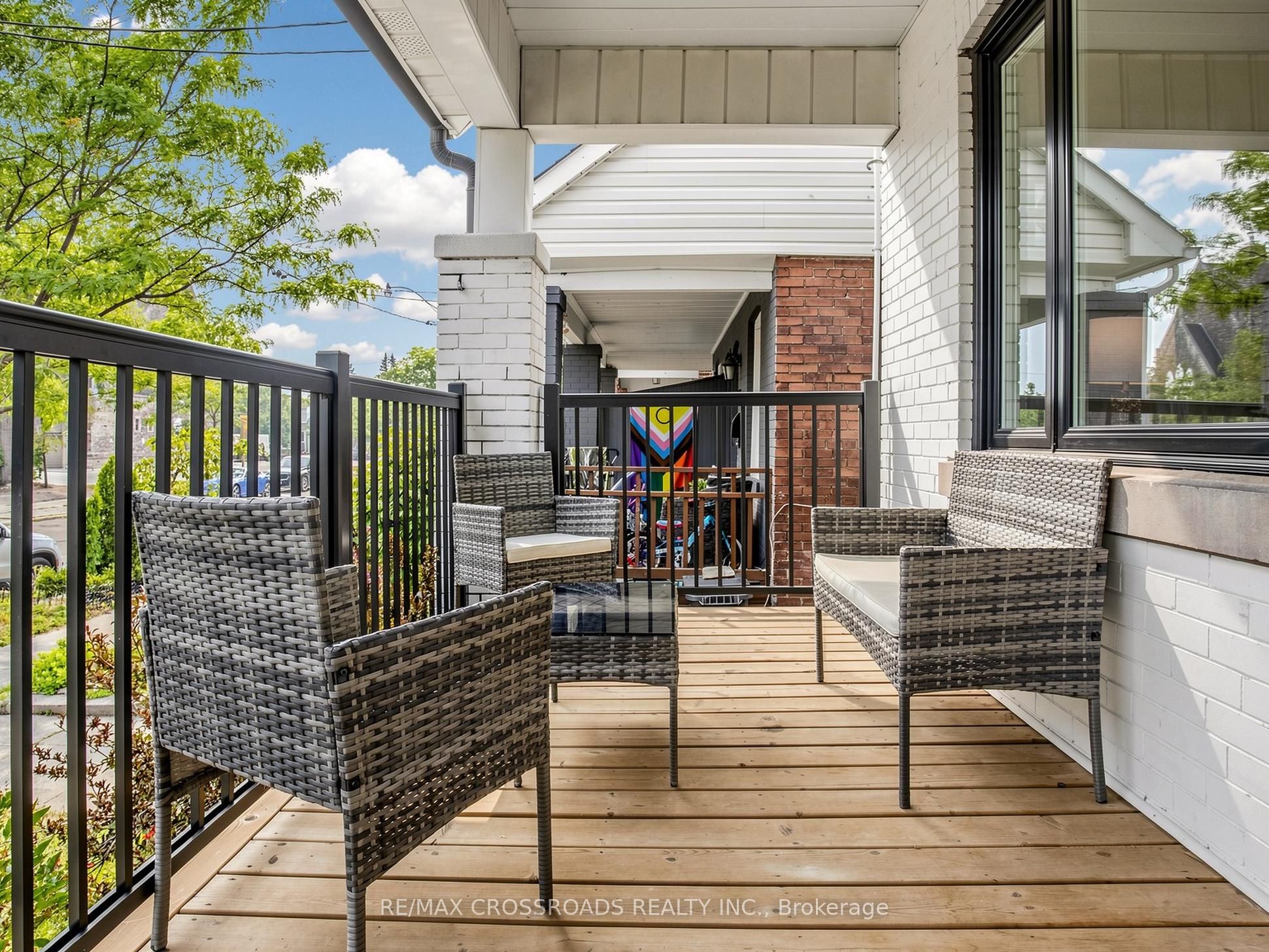 548 Glebeholme Boulevard, Toronto, ON M4C 1V4 photo 3