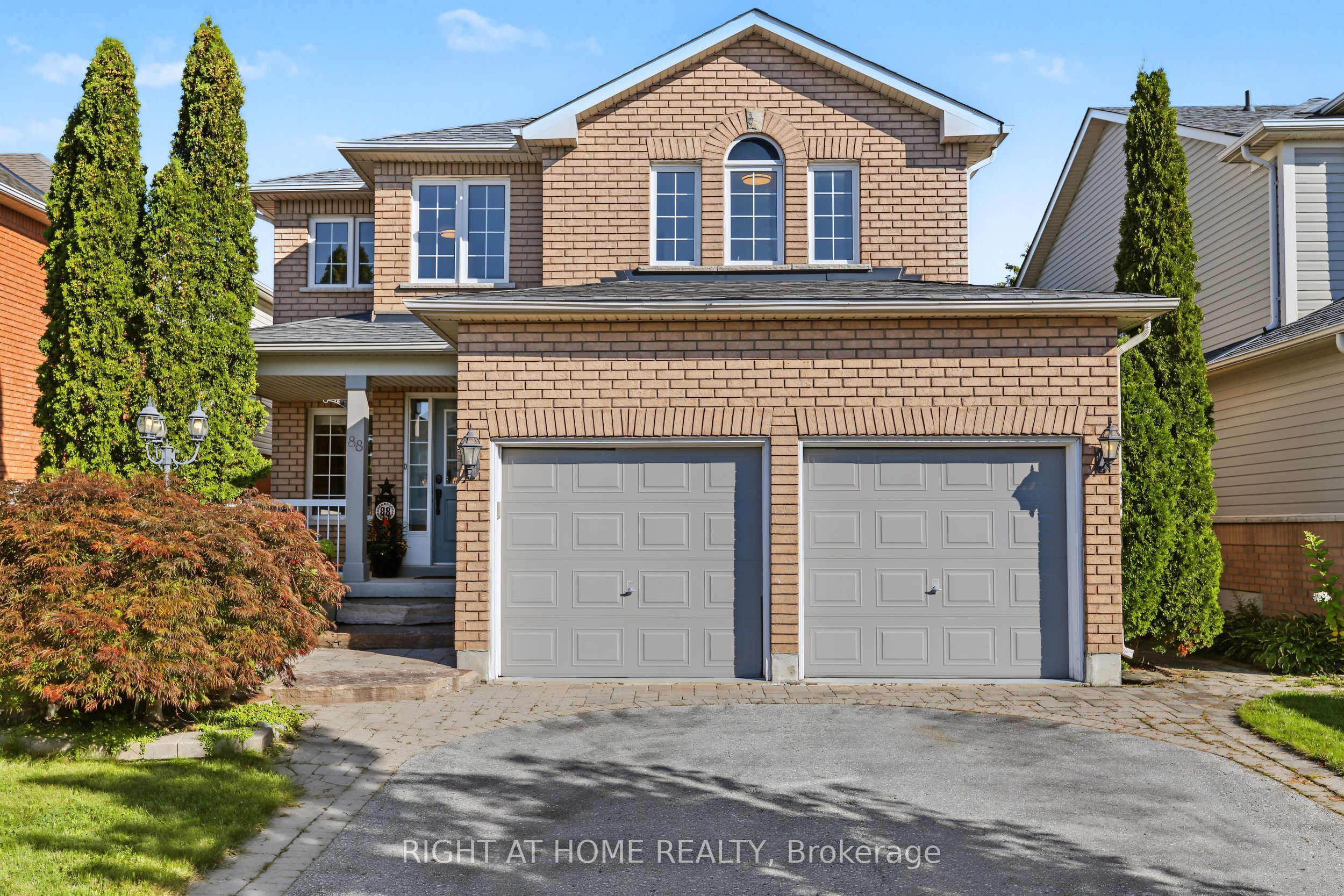 88 Scottsdale Drive, Clarington, ON L1C 5G4 photo 2