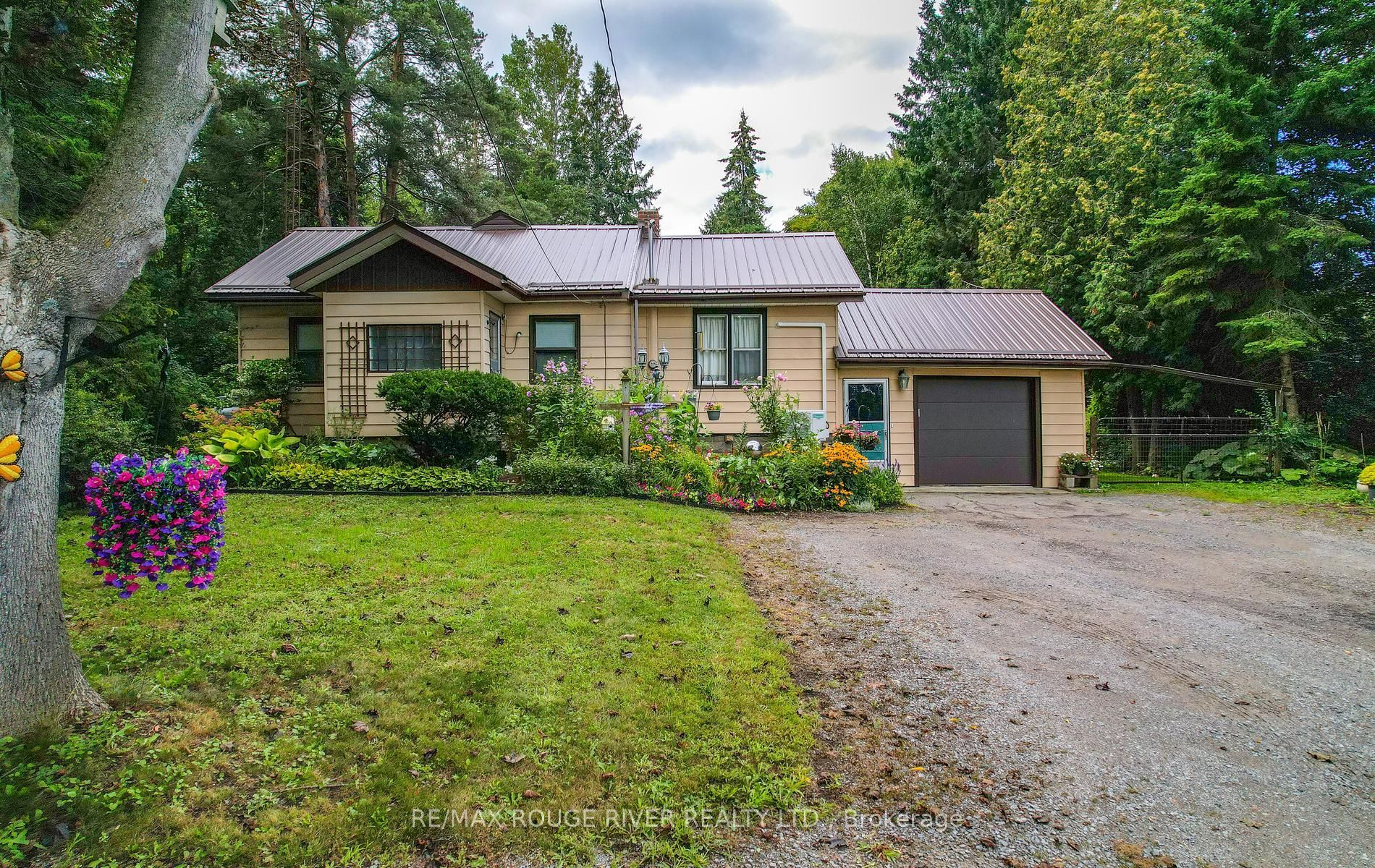 1901 Nash Road, Clarington, ON L1C 6S6 photo 2