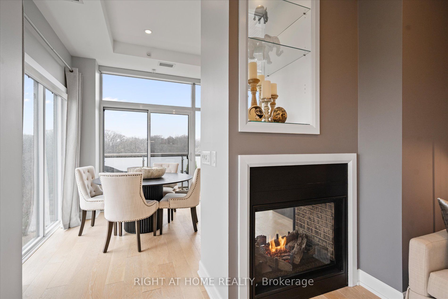 580 Kingston Road PH1, Toronto, ON M4E 1P9 photo 3