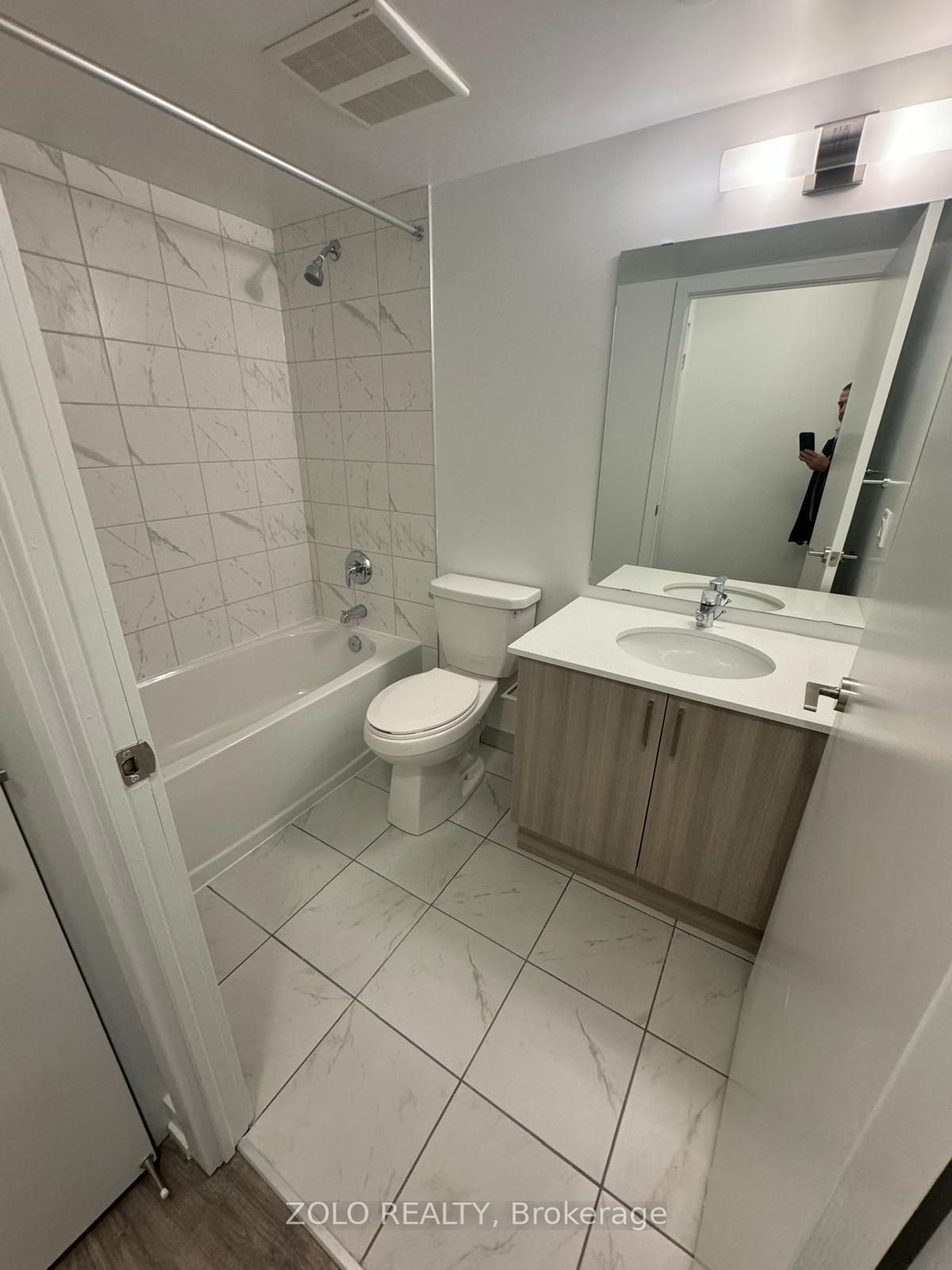 1435 Celebration Drive, Pickering, ON L1W 0C4 photo 5