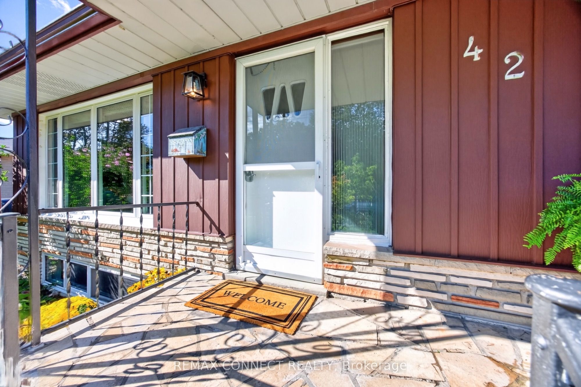42 Bainhart Crescent, Toronto, ON M1H 2R3 photo 4