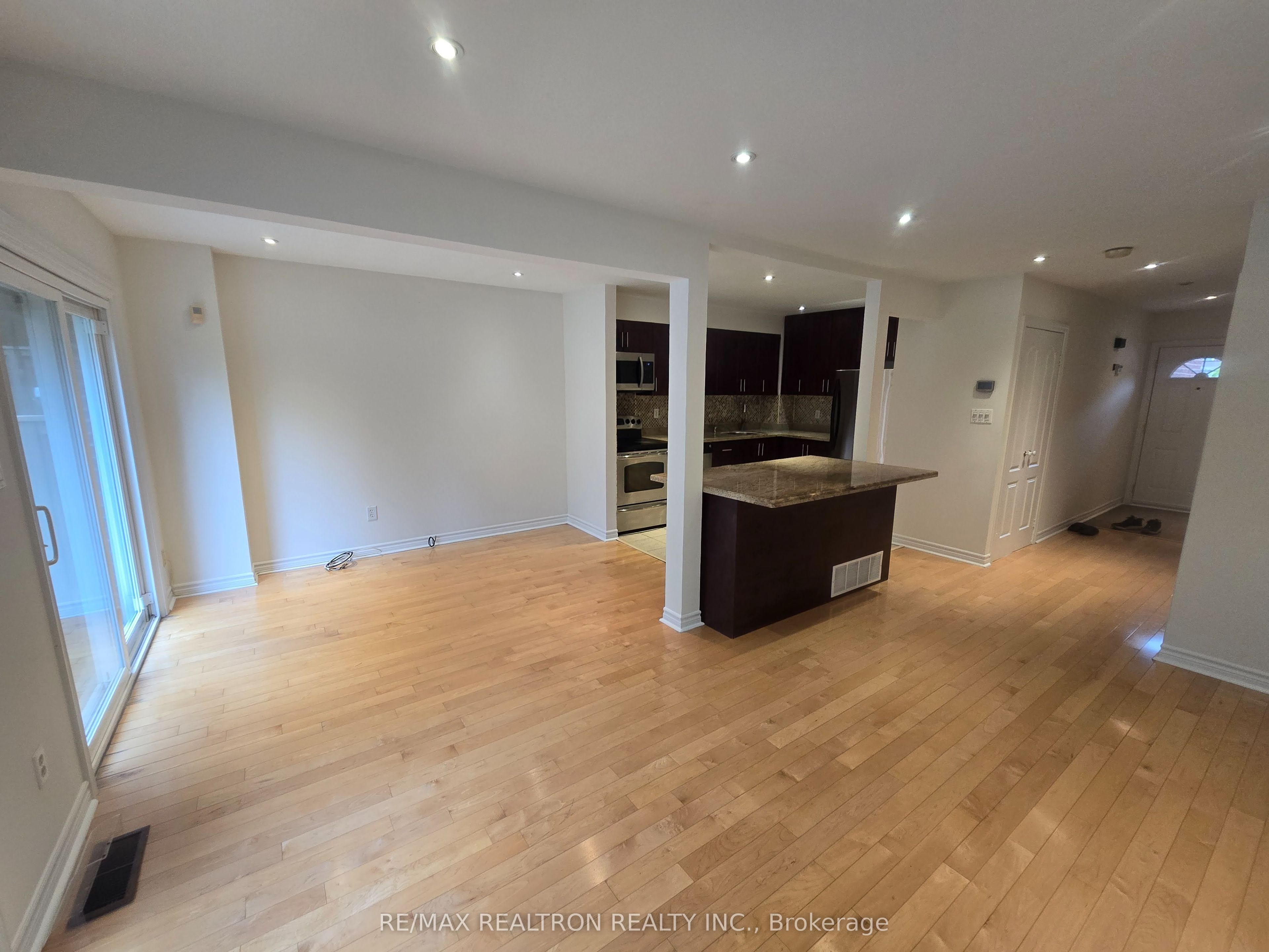 119 Huntingdale Boulevard, Toronto, ON M1W 1T2 photo 3