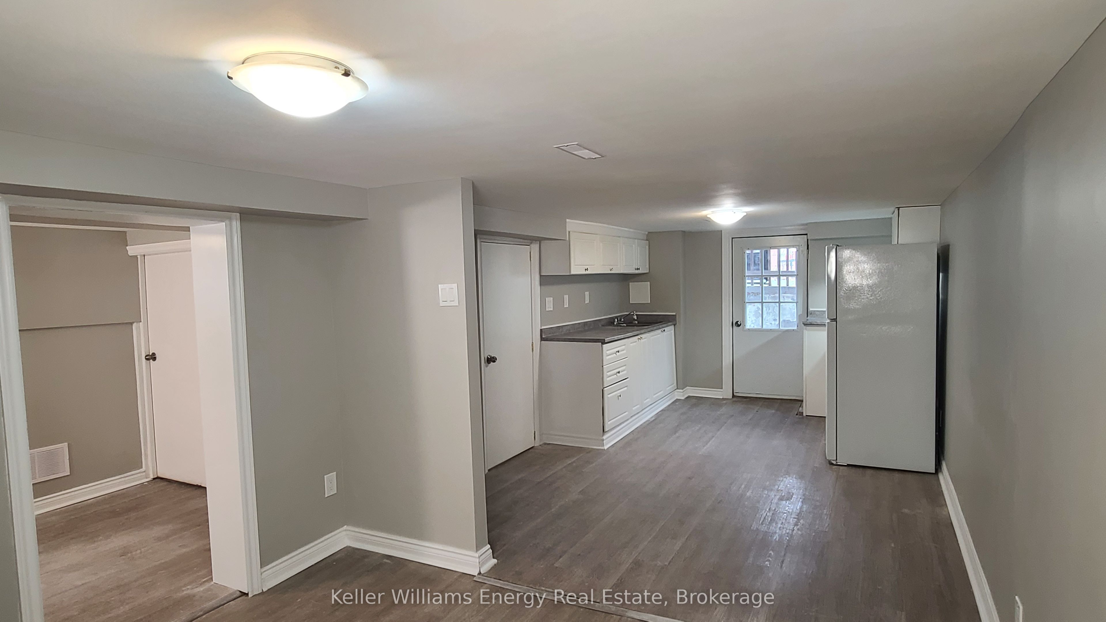 201 Celina Street BSMT, Oshawa, ON L1H 4N7 photo 5