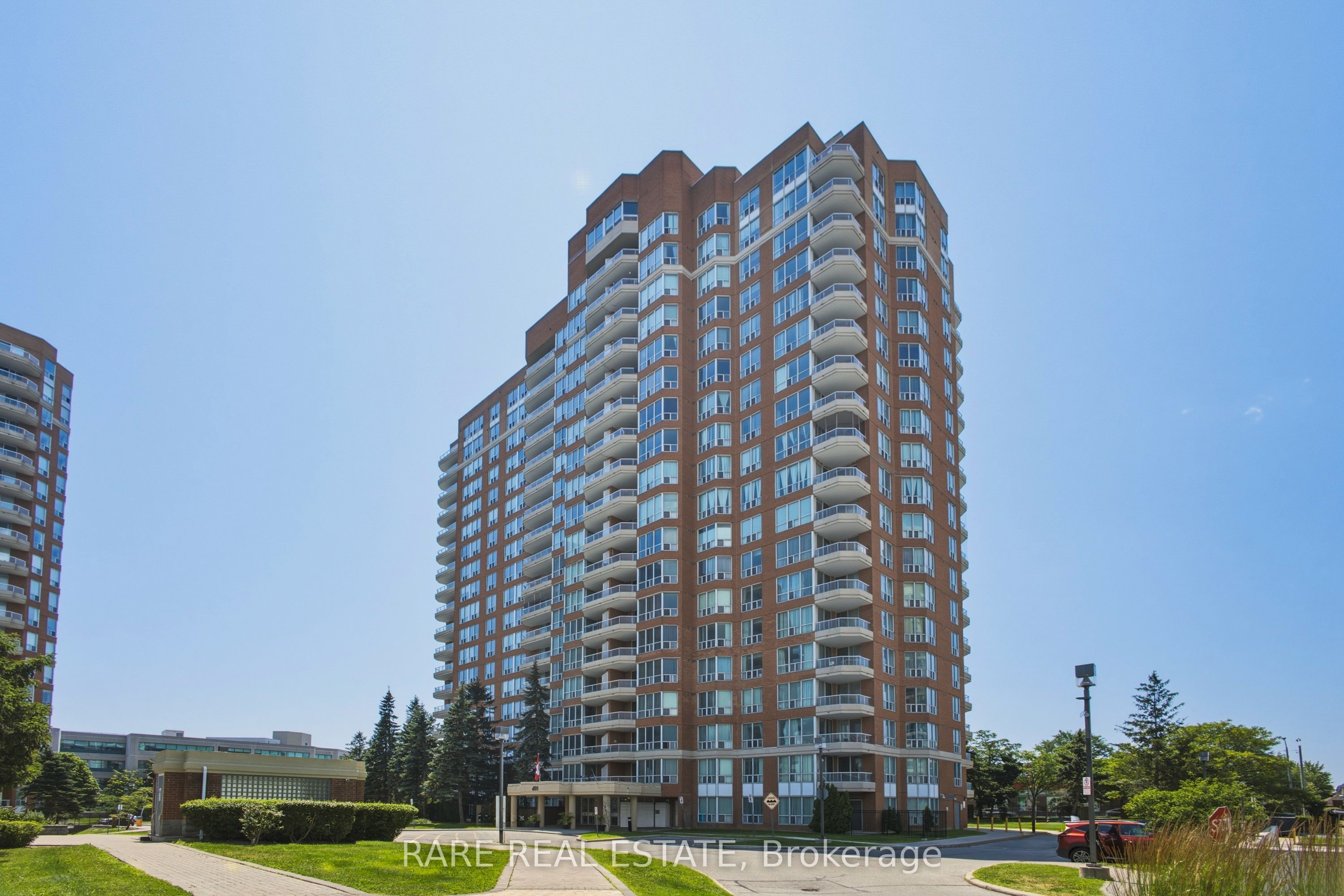 400 Mclevin Avenue 1807, Toronto, ON M1B 5J4