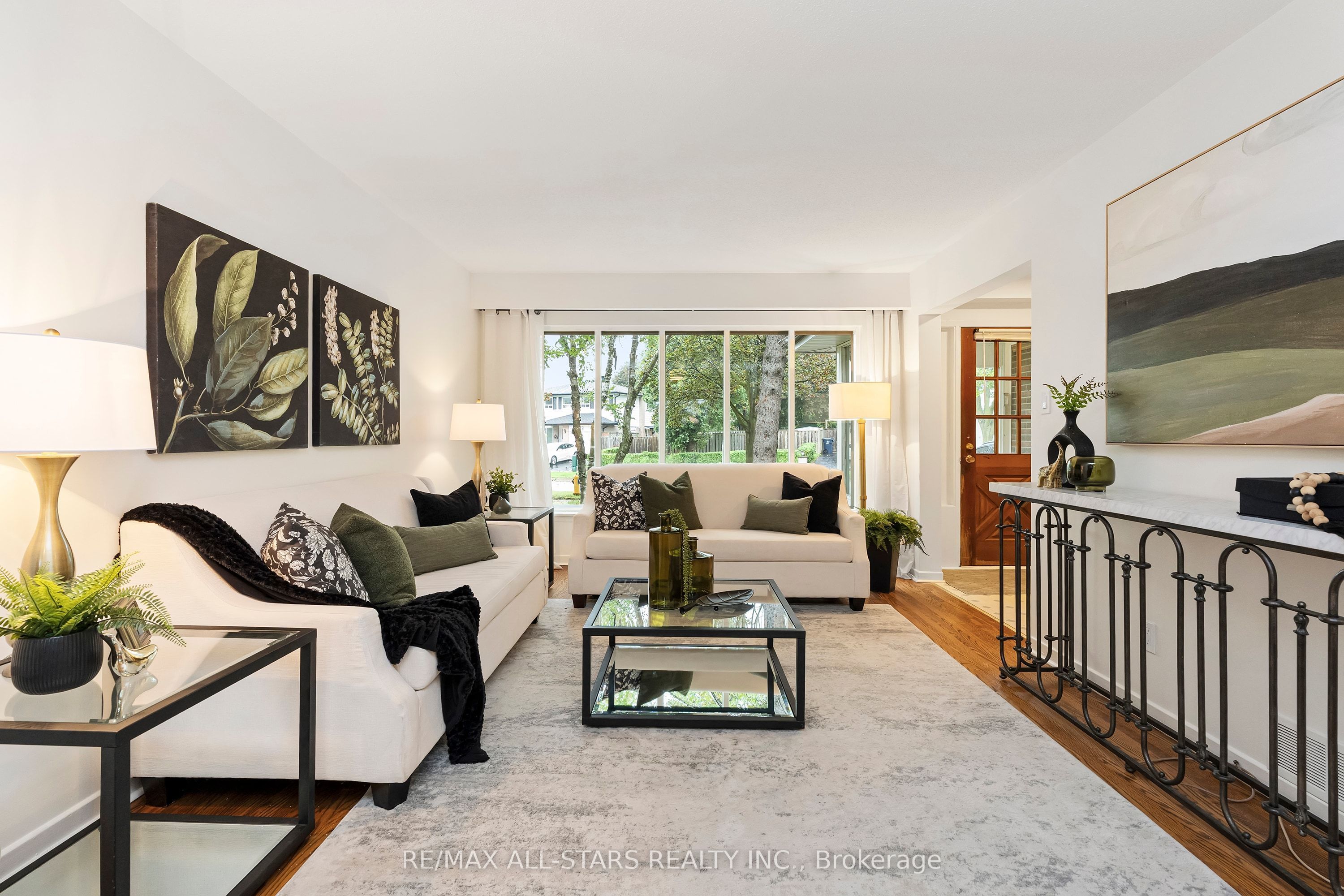 11 Gillbank Crescent, Toronto, ON M1E 4H8 photo 4