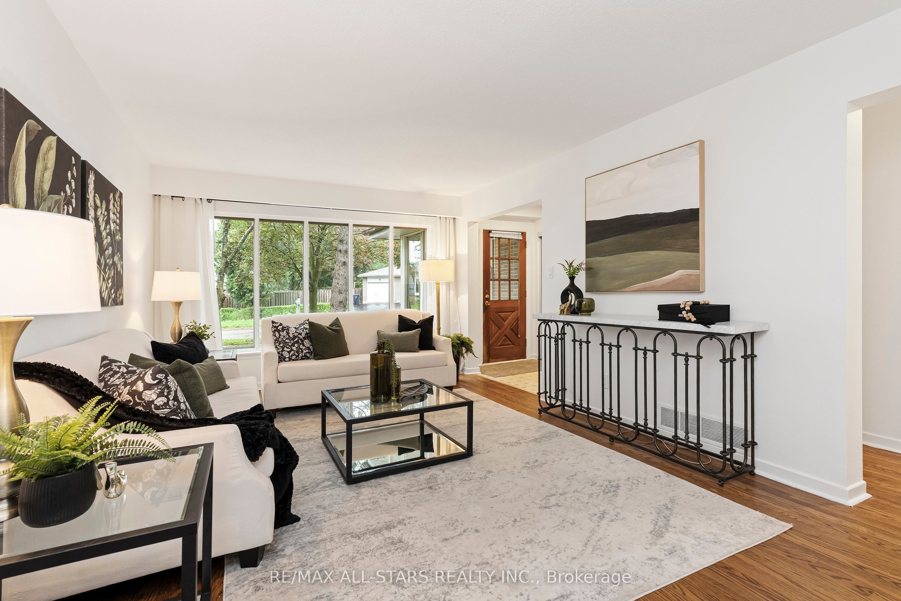 11 Gillbank Crescent, Toronto, ON M1E 4H8 photo 5