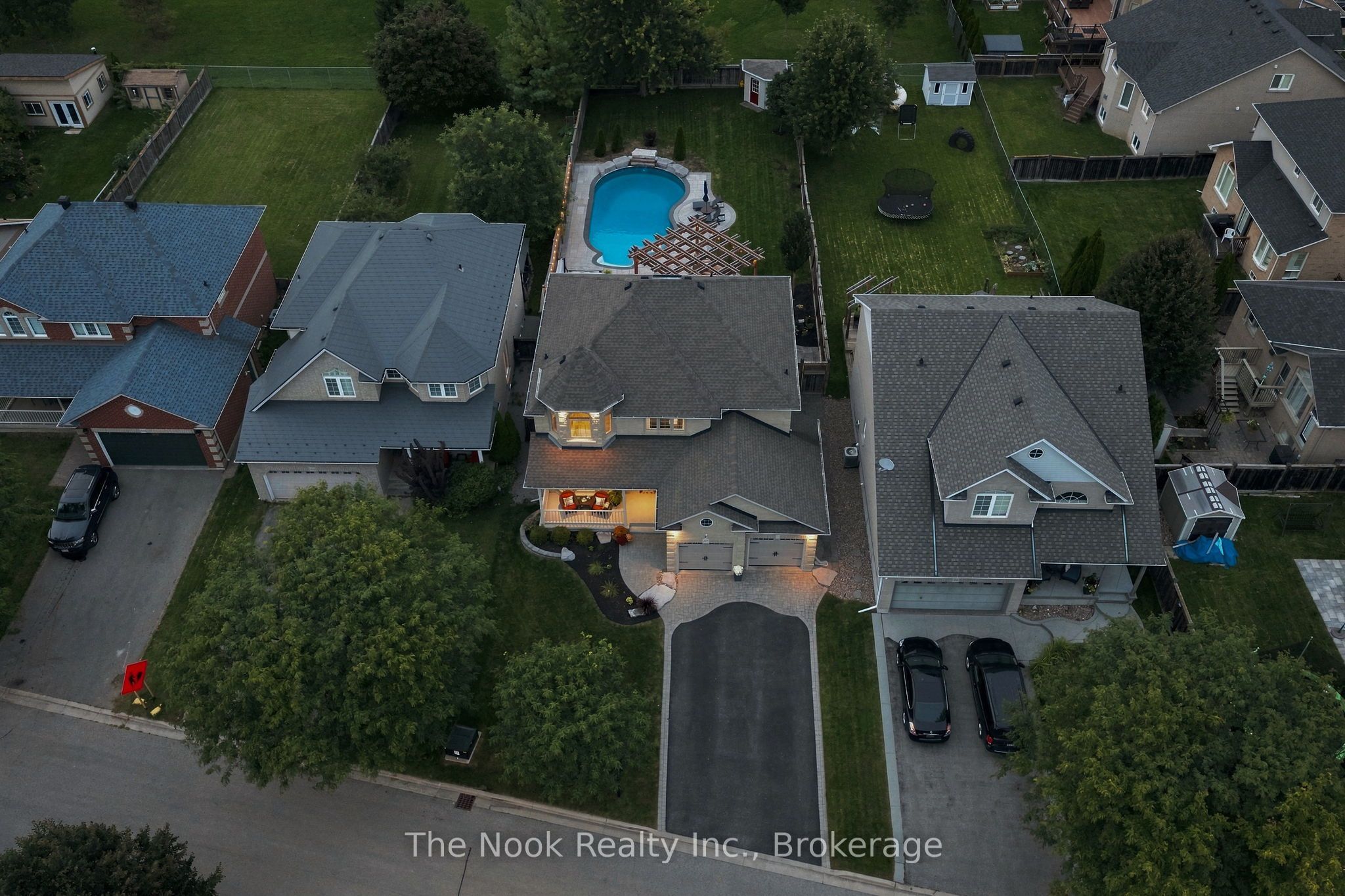 412 Meadow Street, Oshawa, ON L1L 1C1 photo 4