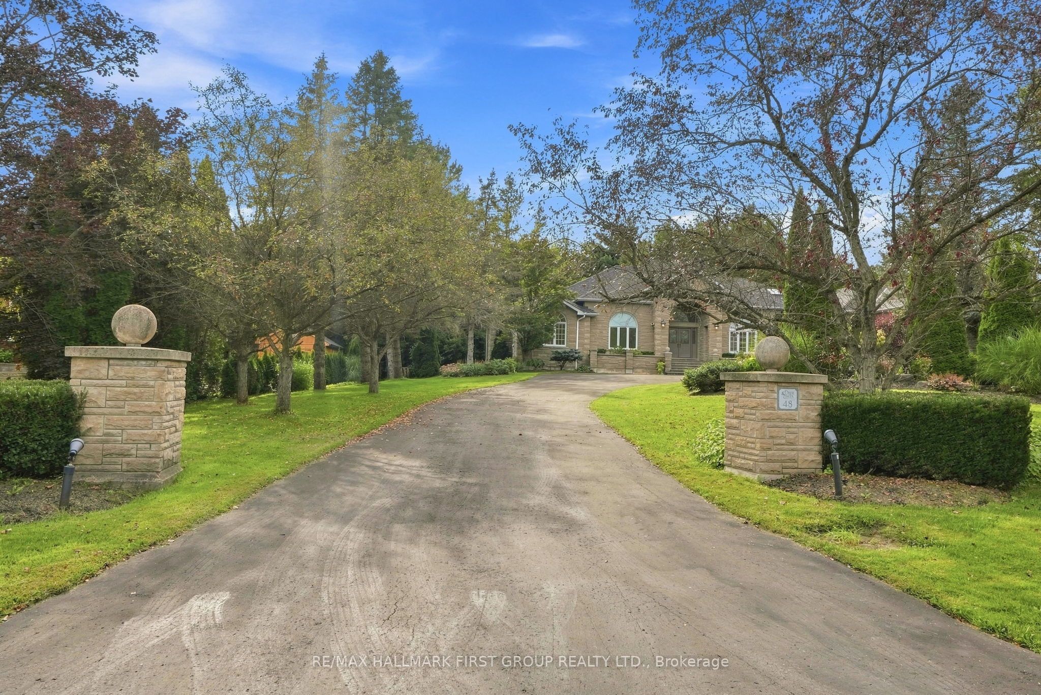 48 Buggey Lane, Ajax, ON L1Z 1X5 photo 2