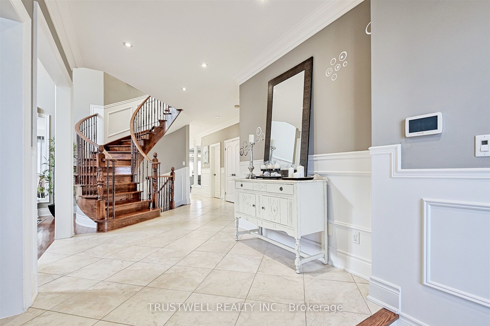 1799 Grayabbey Court, Pickering, ON L1V 7G2 photo 2