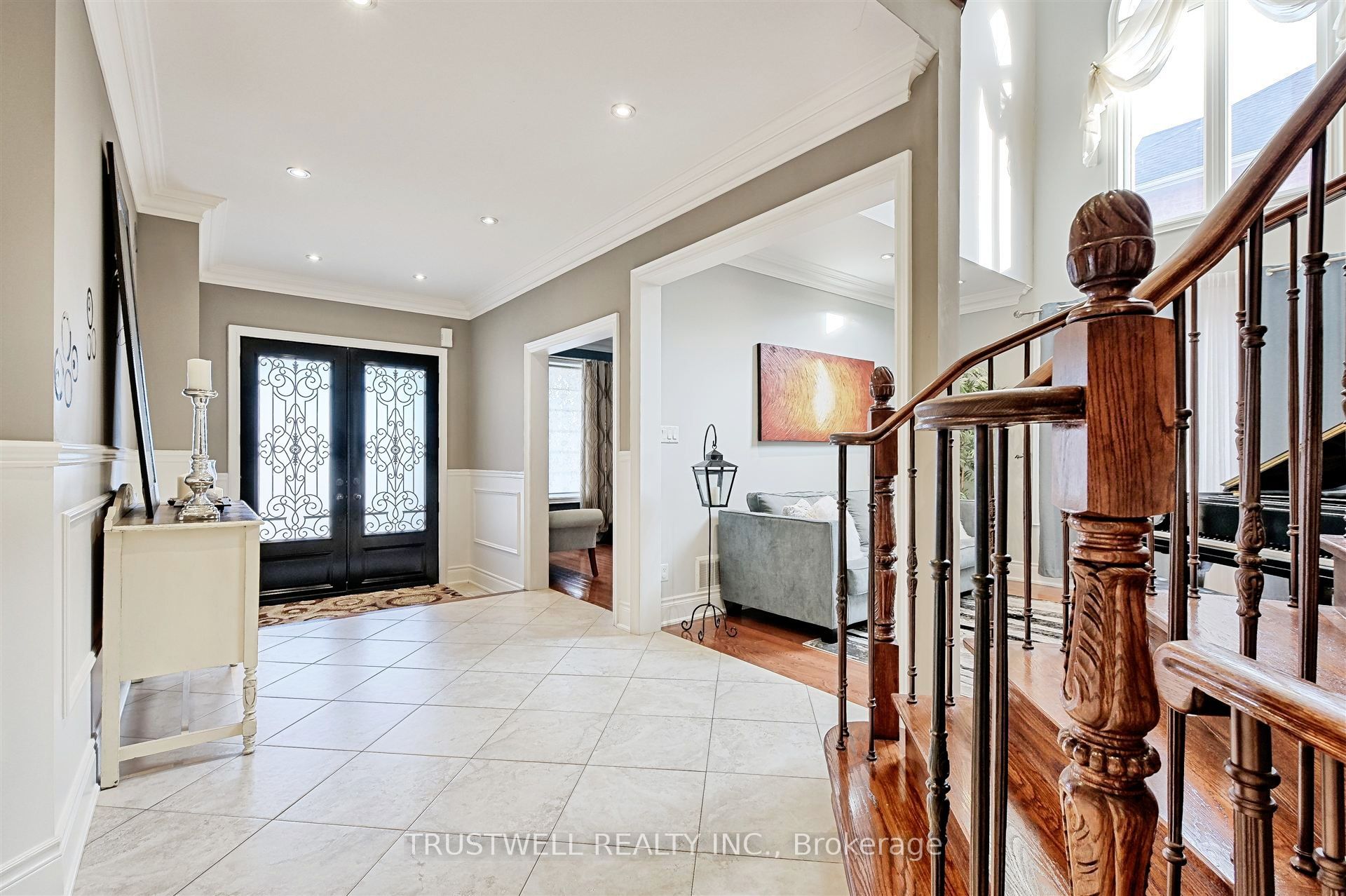1799 Grayabbey Court, Pickering, ON L1V 7G2 photo 3