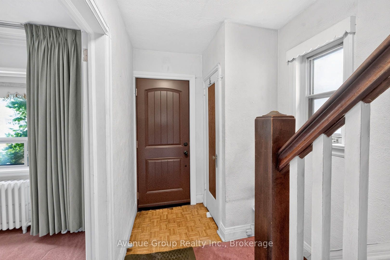 1 Warland Avenue, Toronto, ON M4J 3E8 photo 3