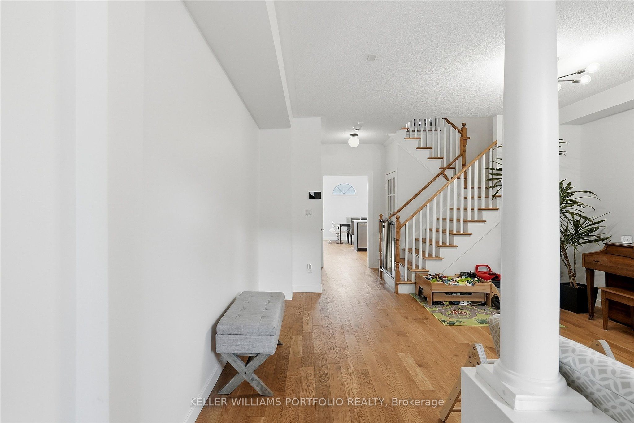 80 Crossovers Street, Toronto, ON M4E 3X4 photo 5