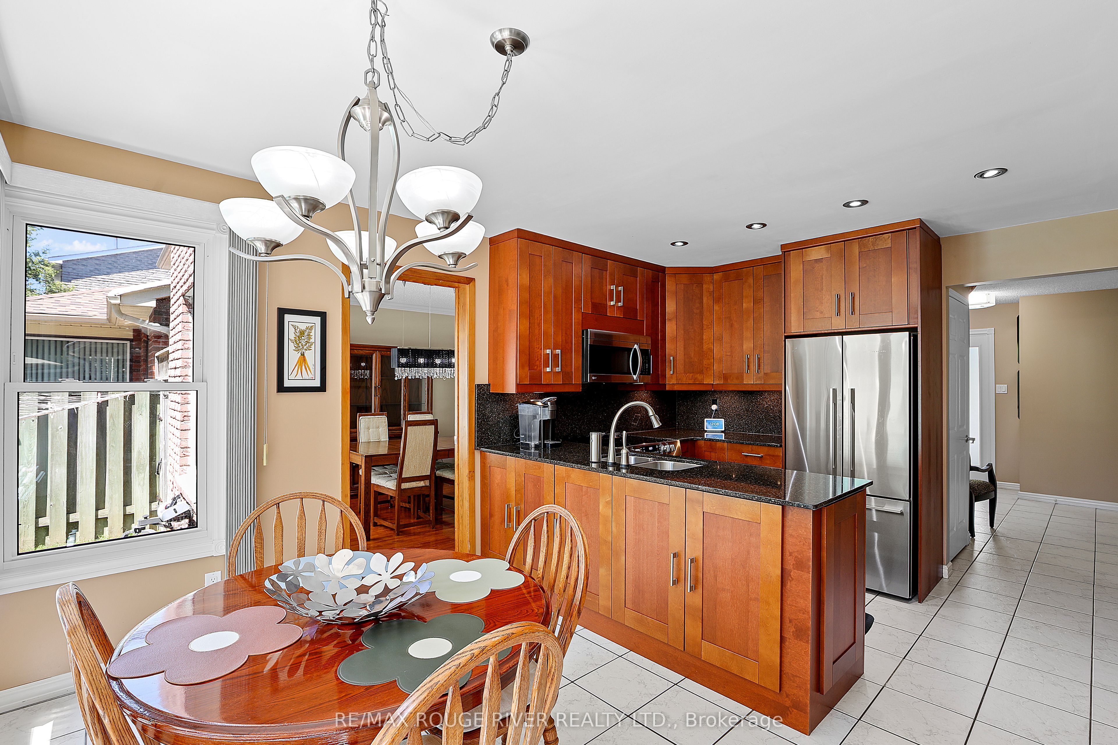 11 Canmore Boulevard, Toronto, ON M1C 3T3 photo 5