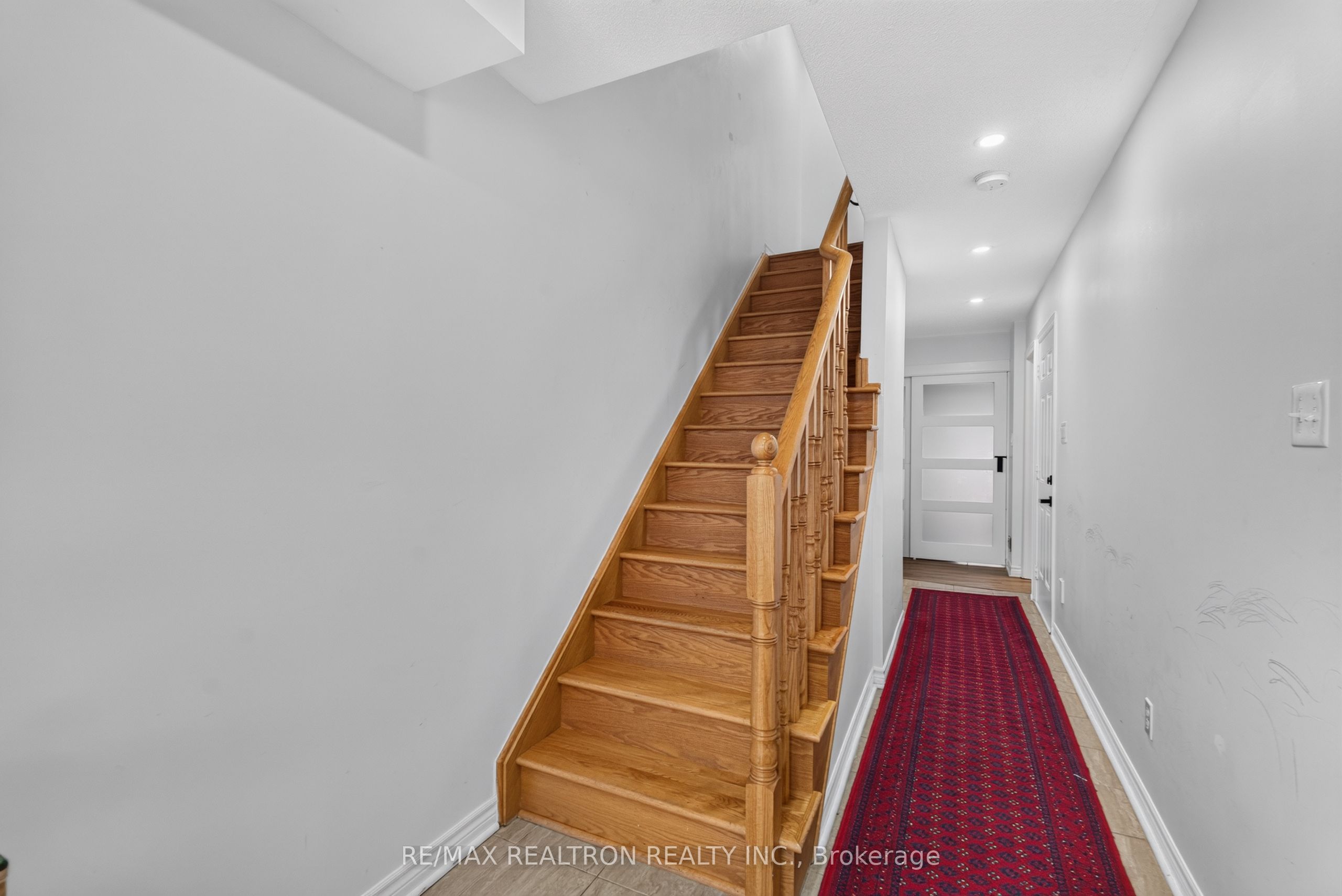 1548 Winville Road, Pickering, ON L1X 0C5 photo 5