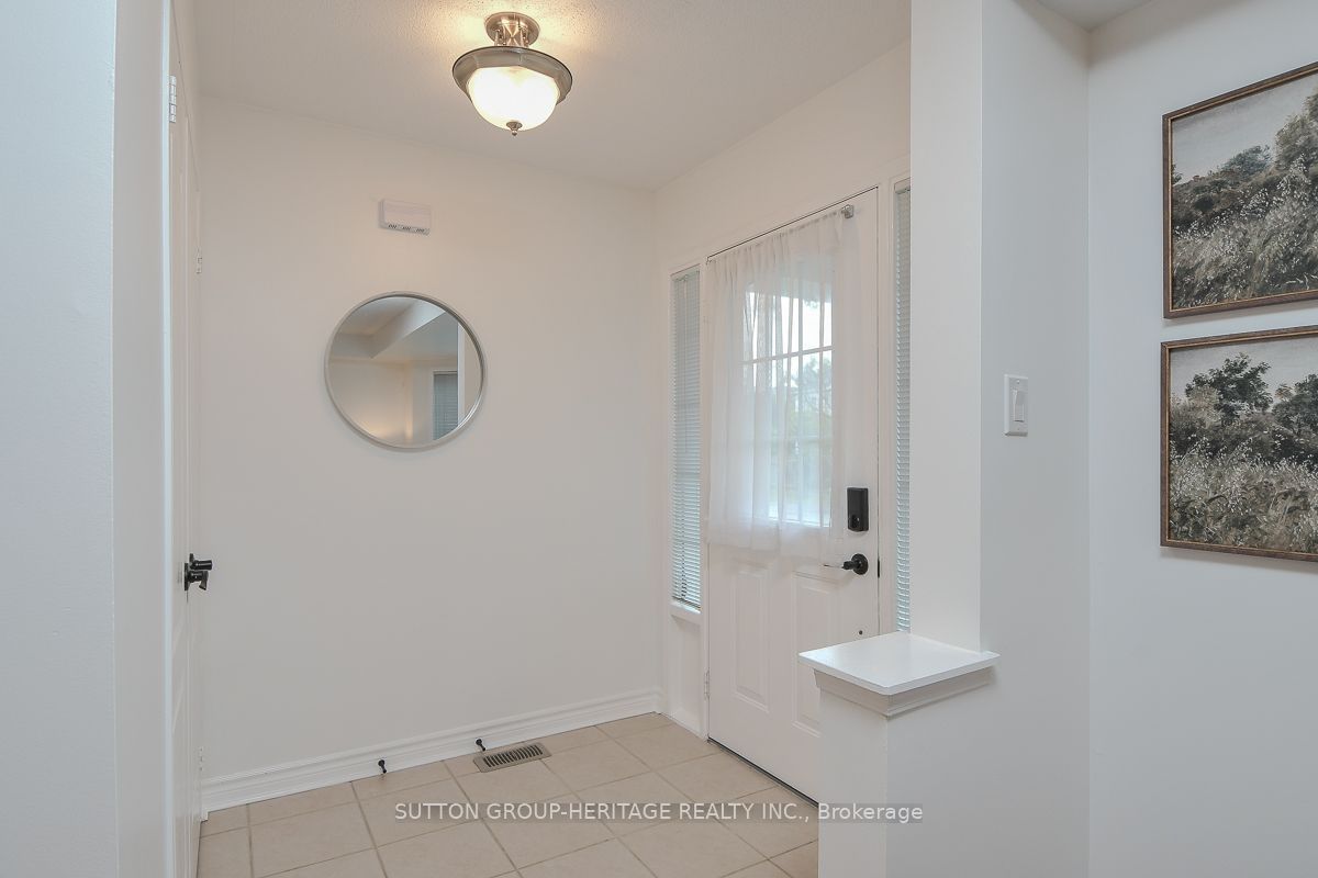 918 Audley Road S, Ajax, ON L1Z 1M8 photo 3