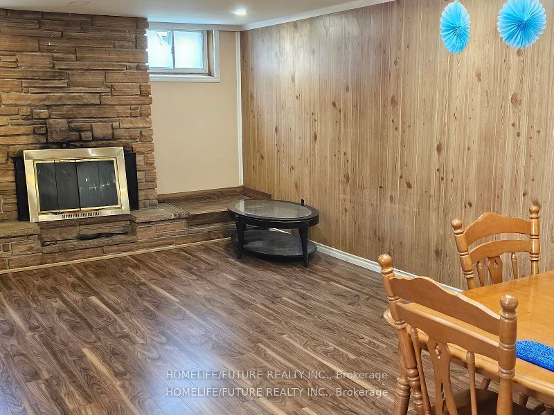 14 Griselda Crescent Bsmt, Toronto, ON M1G 3P6 photo 2