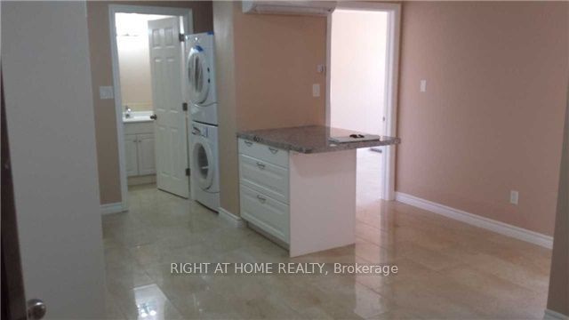 611 Gerrard Street E Unit 5, Toronto, ON M4M 1Y2
