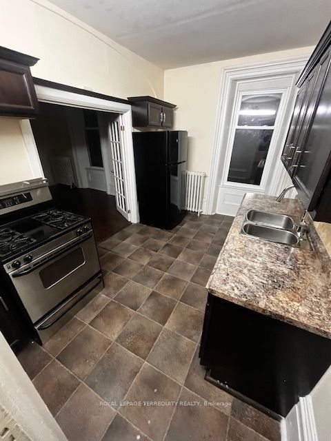51 Nassau Street, Oshawa, ON L1J 4A3 photo 4