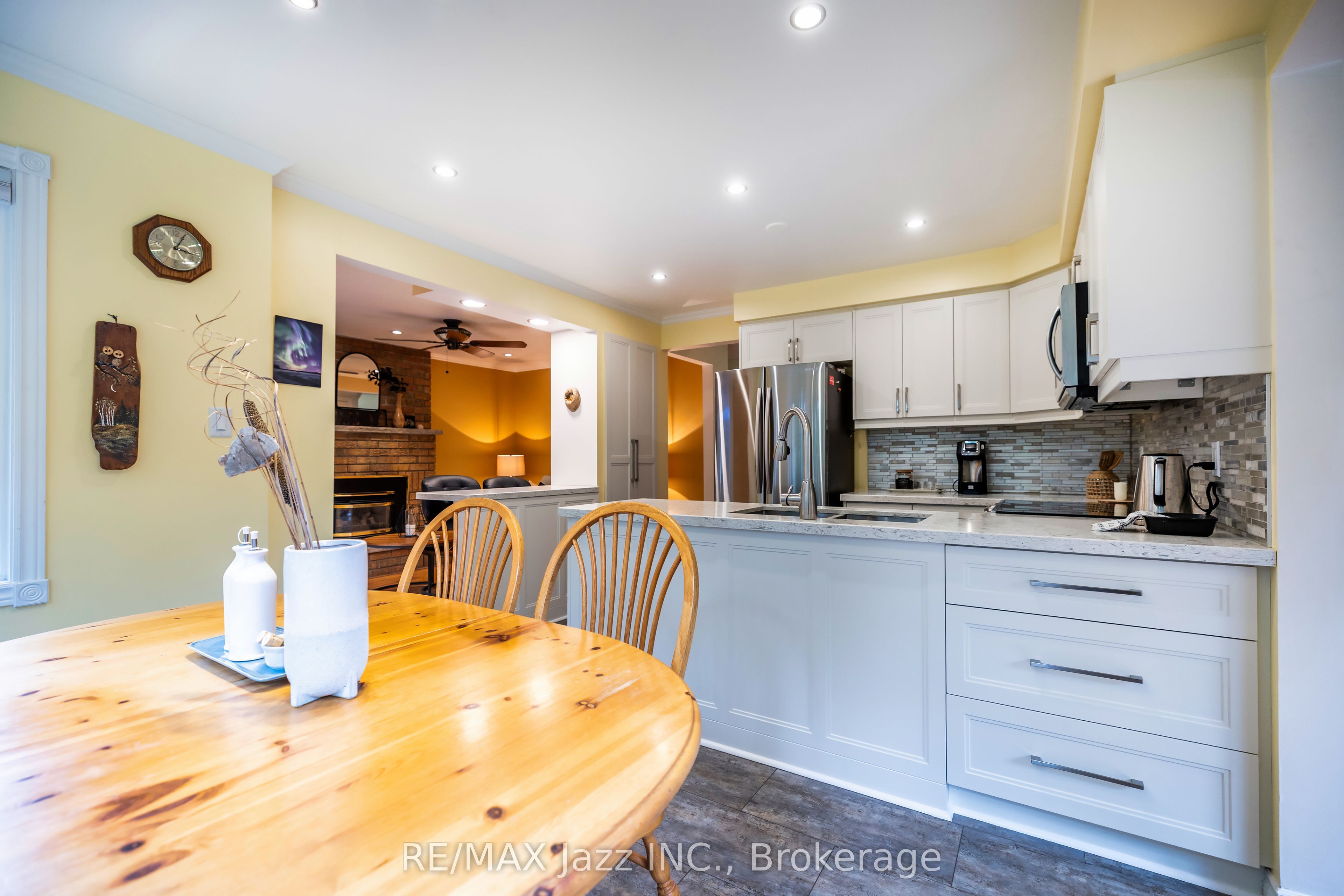 29 Valleycrest Drive, Clarington, ON L1E 1J2 photo 4
