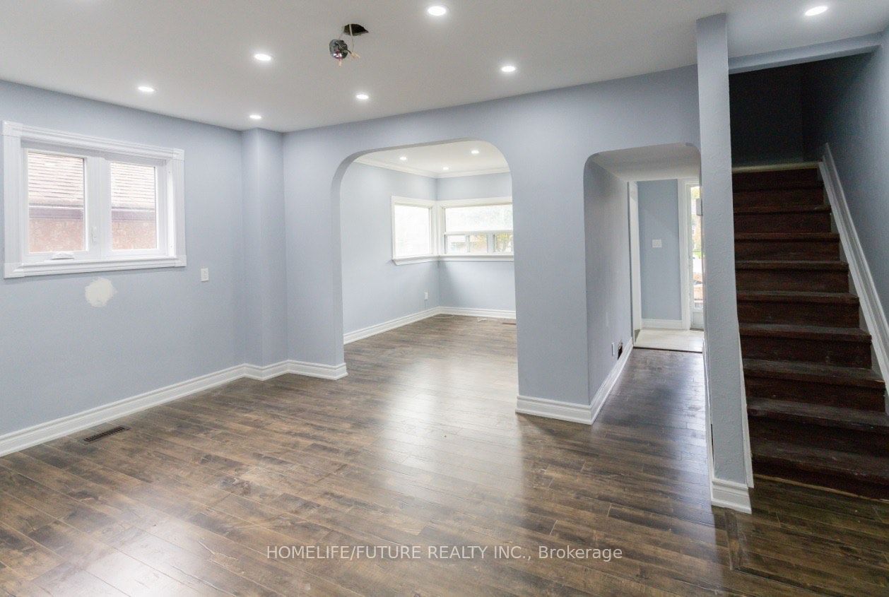 29 Megan Avenue, Toronto, ON M1E 4A6 photo 5