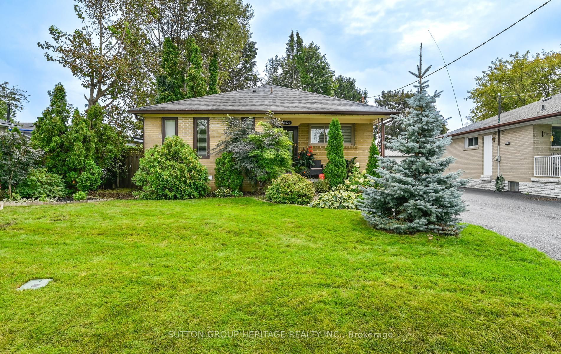 1020 Wardman Crescent, Whitby, ON L1N 3G9 photo 2