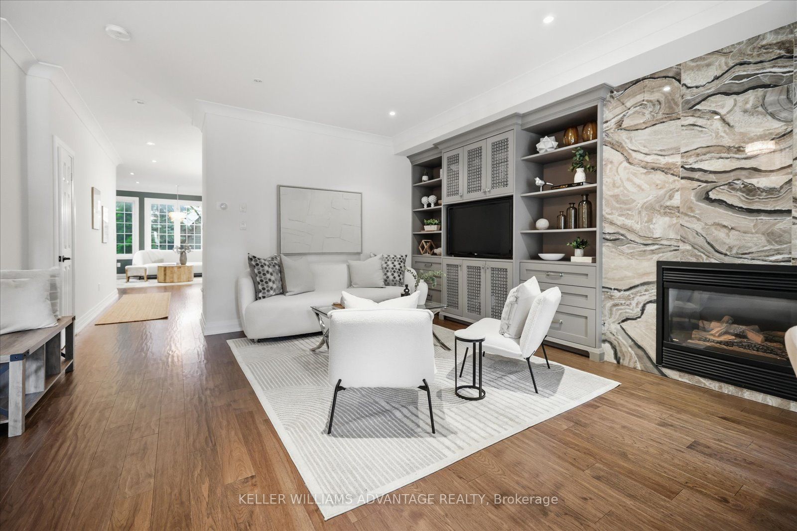 128 Boardwalk Drive, Toronto, ON M4L 3X4 photo 4