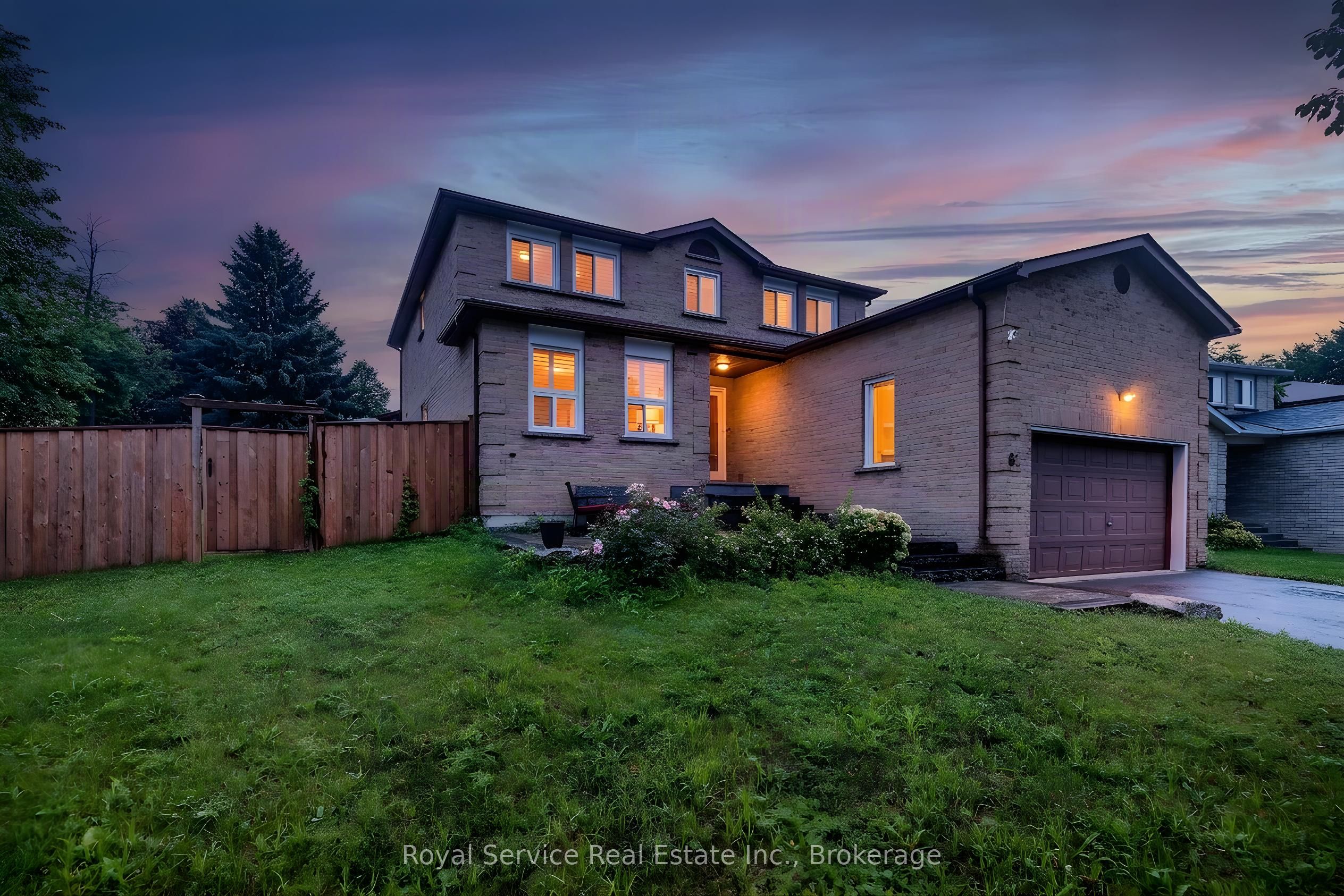 61 Adams Drive, Ajax, ON L1S 5V2